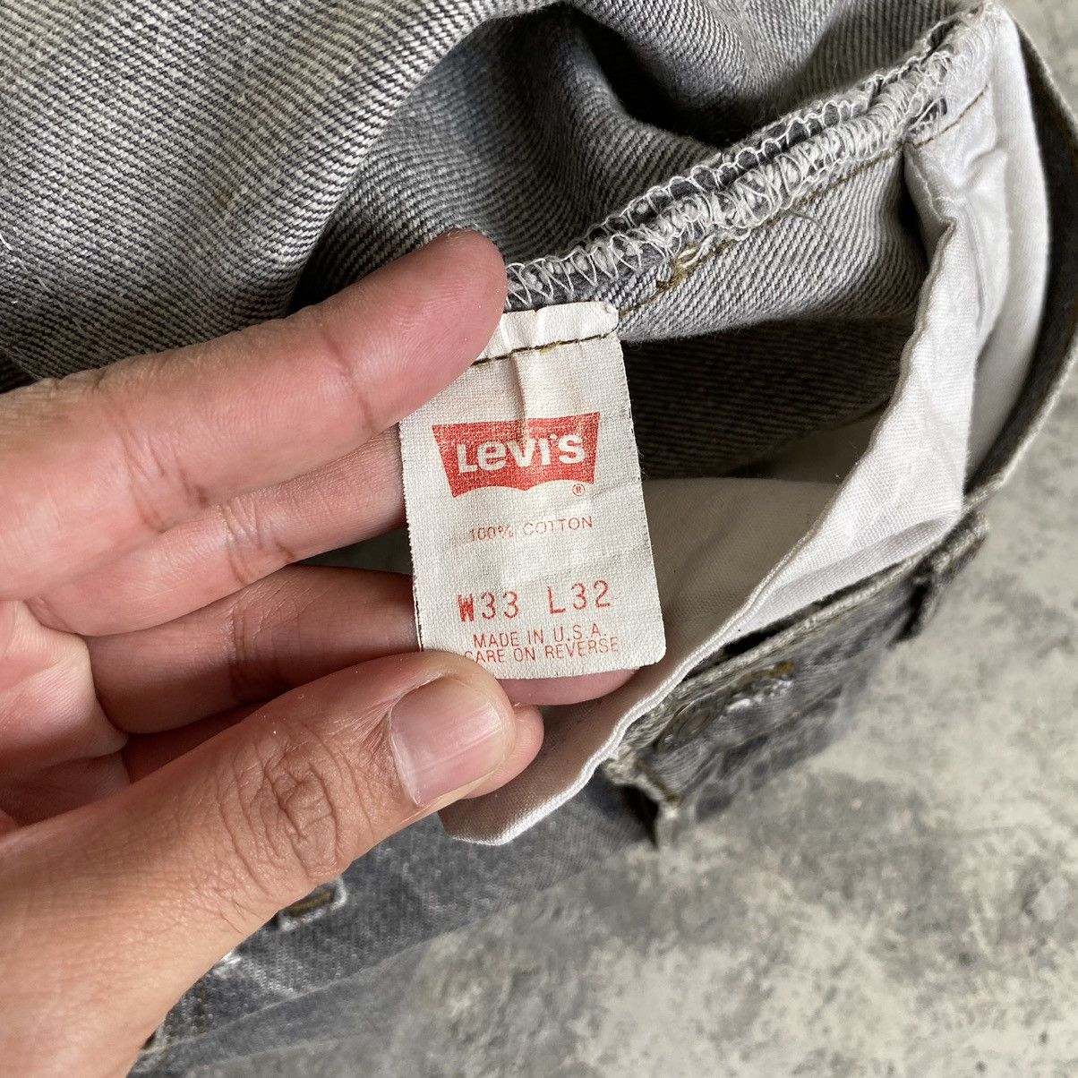 Levi's Size 33x32.5 VTG 90’s Levi's 501 Ash Gray Button Fly Jeans Size US 33 - 24 Thumbnail