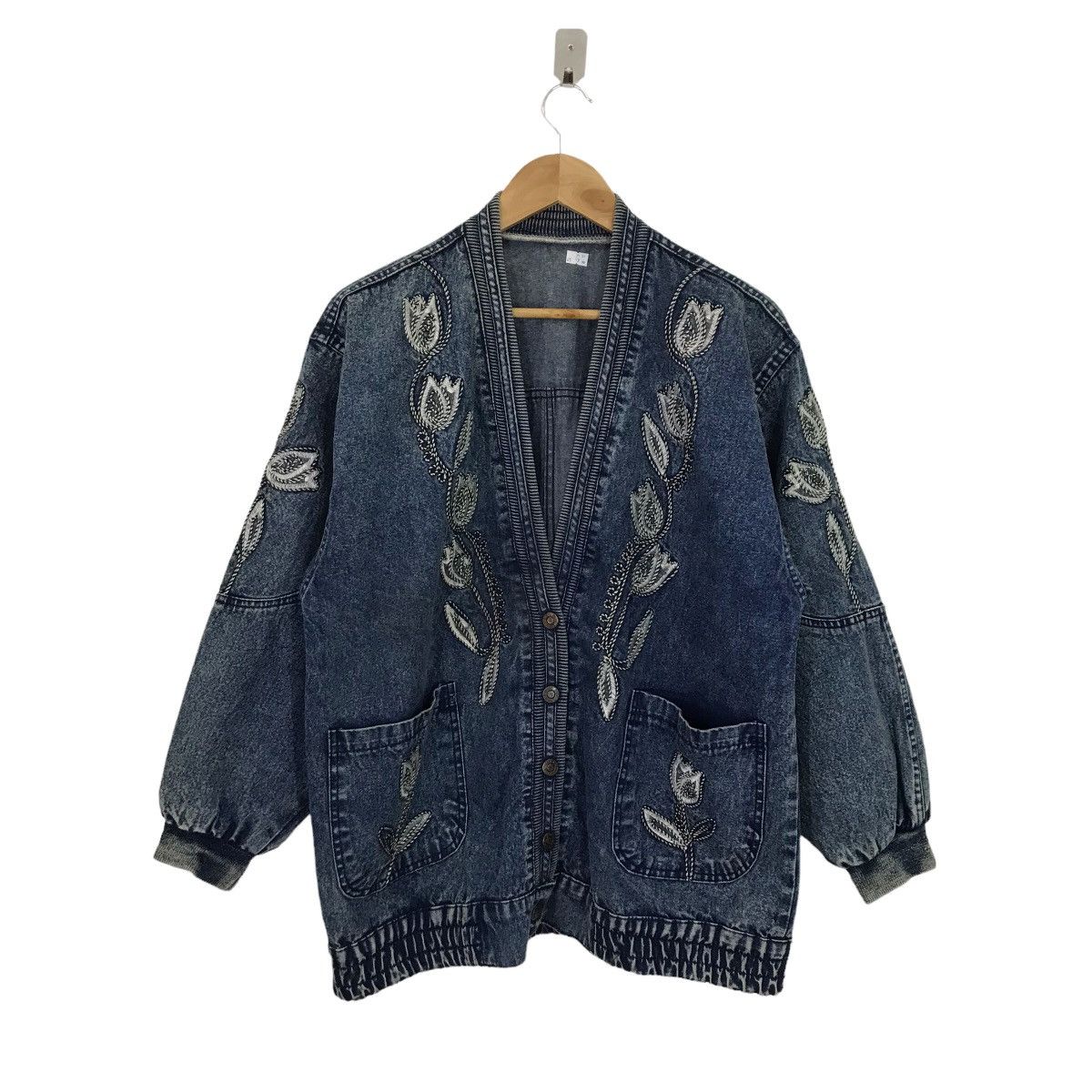 Japanese Brand Jeans Bora Flower embroidery Cardigan Inspired Kapital Size US L / EU 52-54 / 3 - 1 Thumbnail