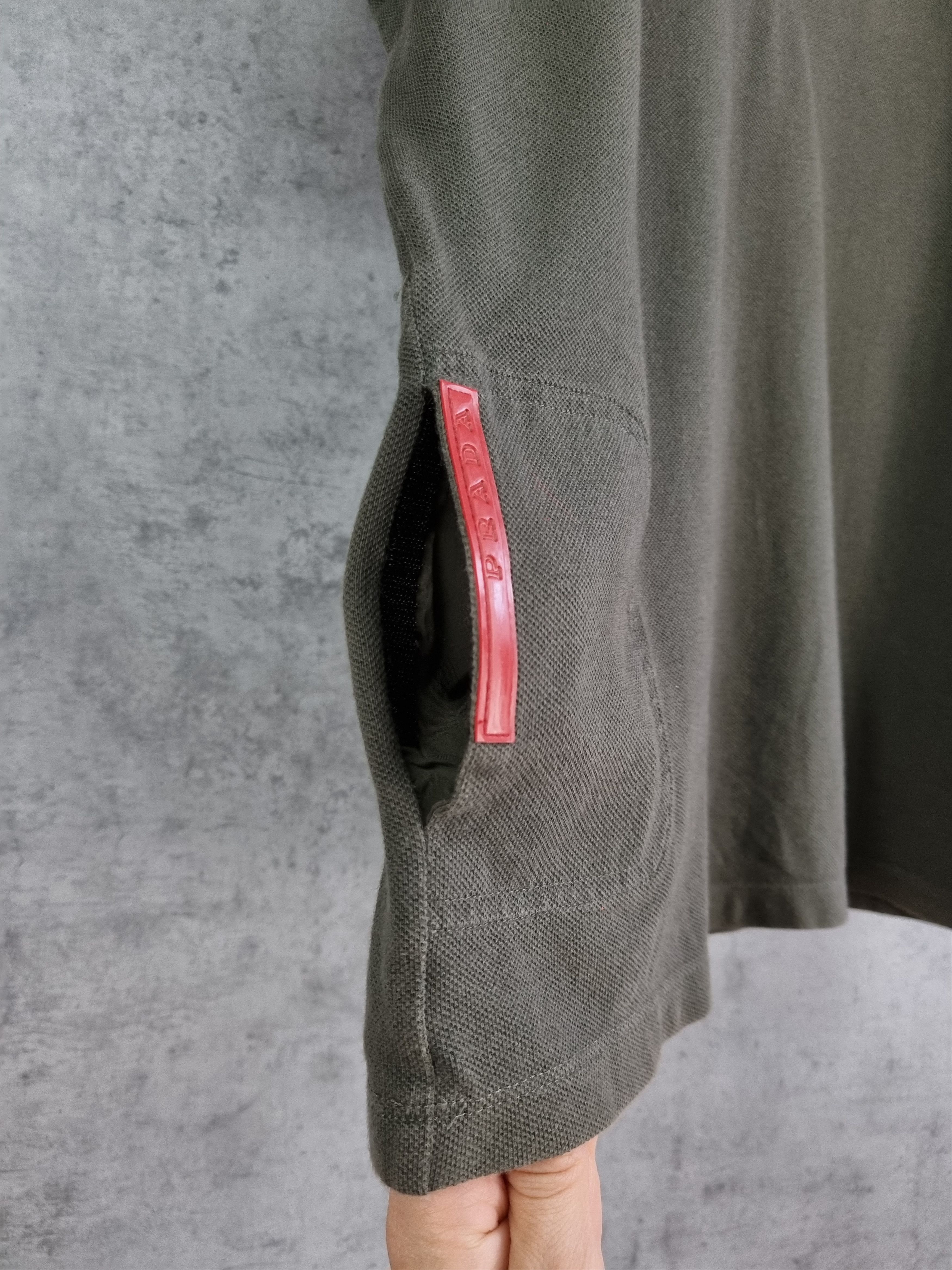 Prada Rare PRADA Luna Rossa Vintage Polo shirt with secret pocket Size US S / EU 44-46 / 1 - 9 Thumbnail