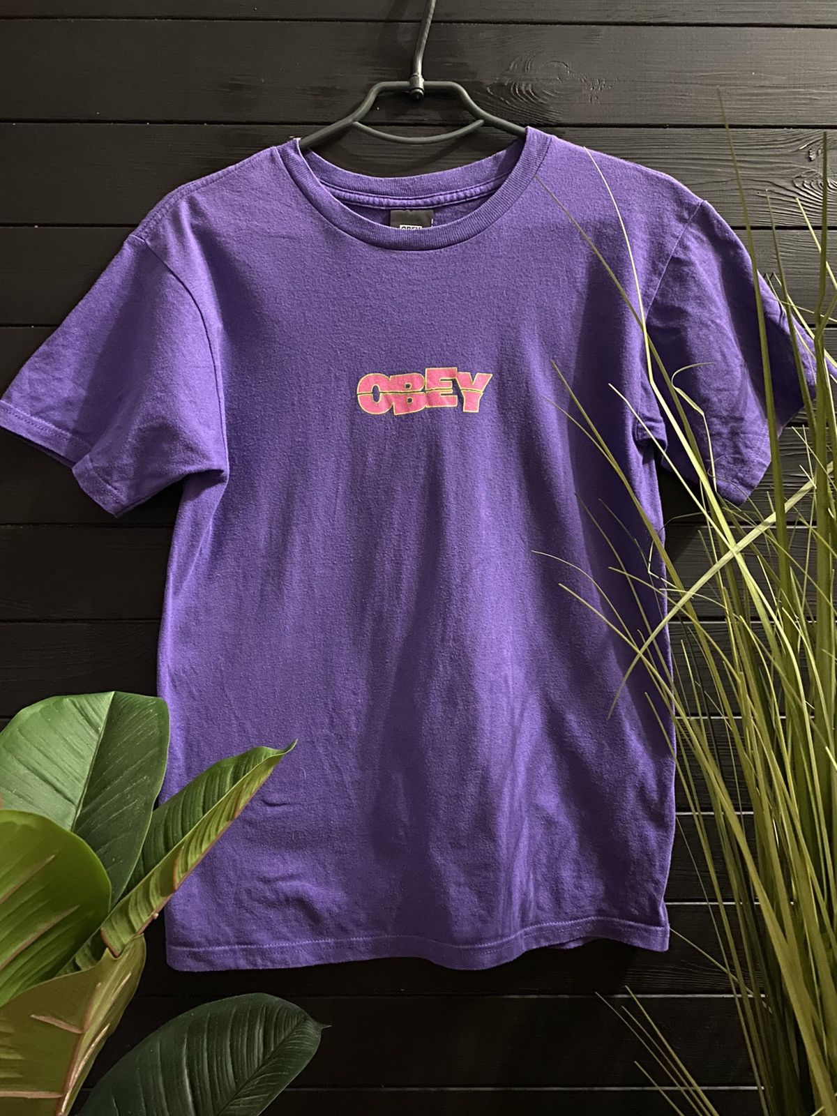Obey Rare T-shirt Obey Centr Logo Size US S / EU 44-46 / 1 - 2 Thumbnail