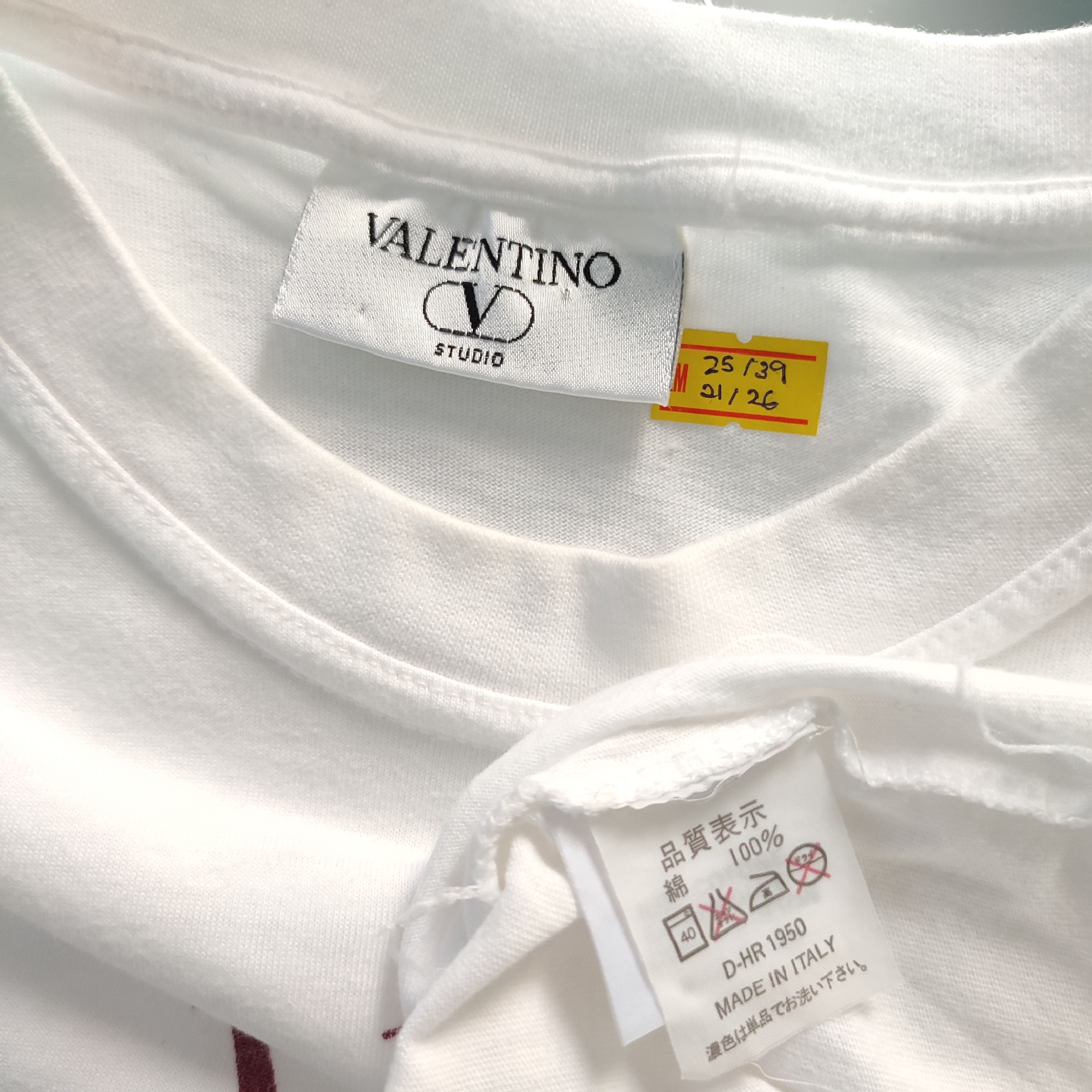 Valentino × Vintage VALENTINO Italian Designers Tshirt Size US M / EU 48-50 / 2 - 3 Thumbnail