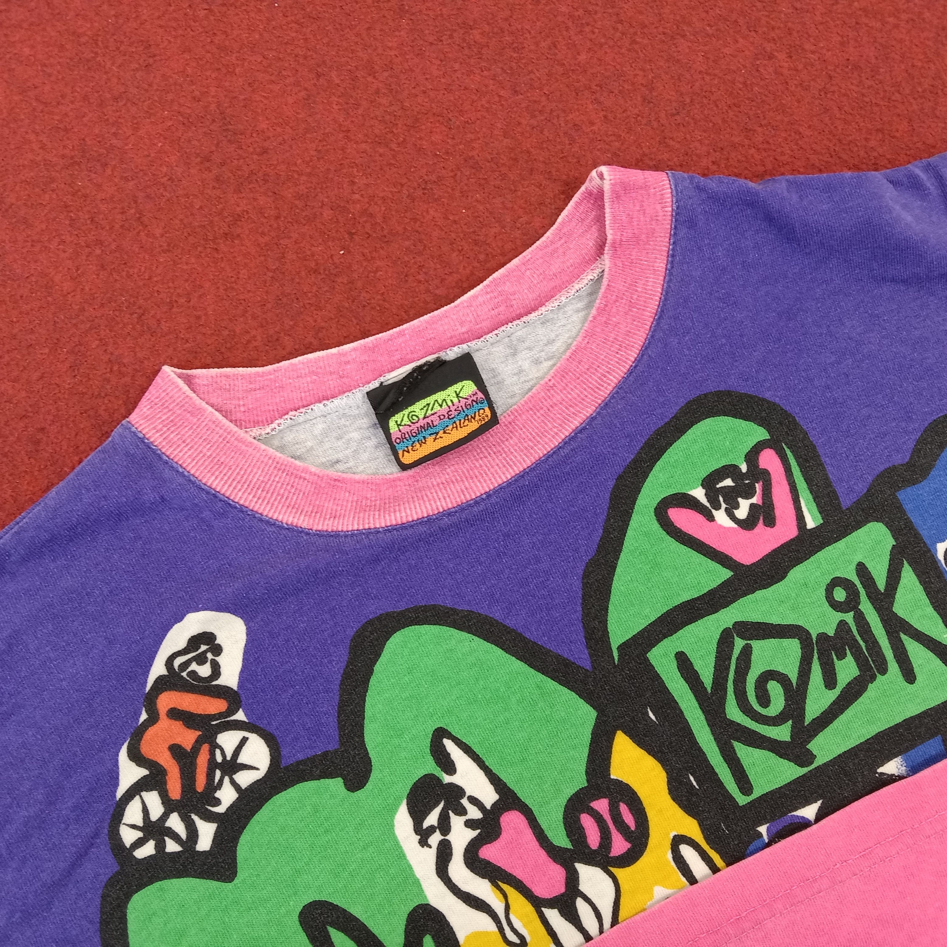 Vintage Kozmik Streetwear Full Print Art Style Vintage Tshirt Size US L / EU 52-54 / 3 - 3 Thumbnail
