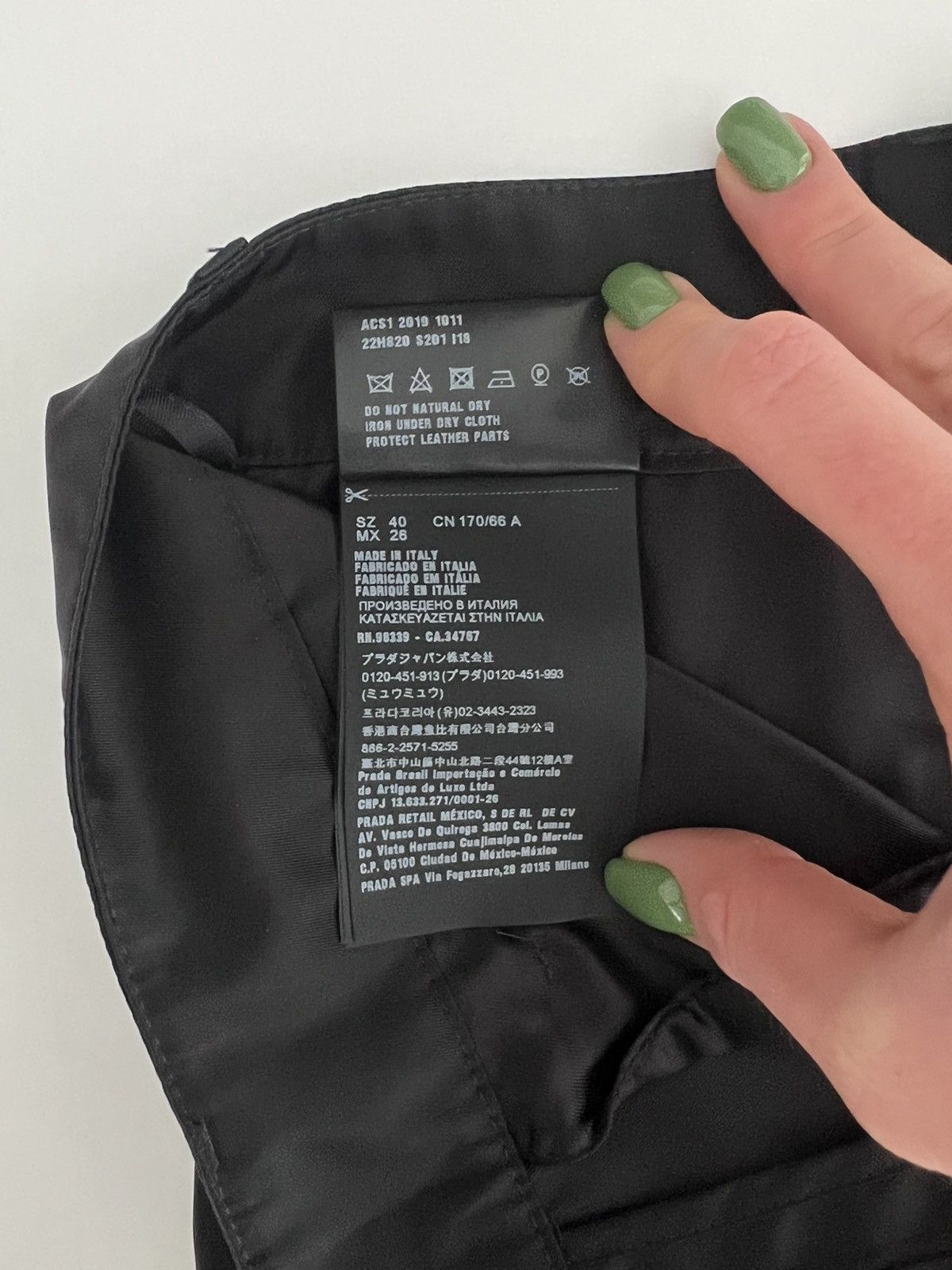 Prada Prada Cargo Shorts Size US 30 / EU 46 - 9 Thumbnail