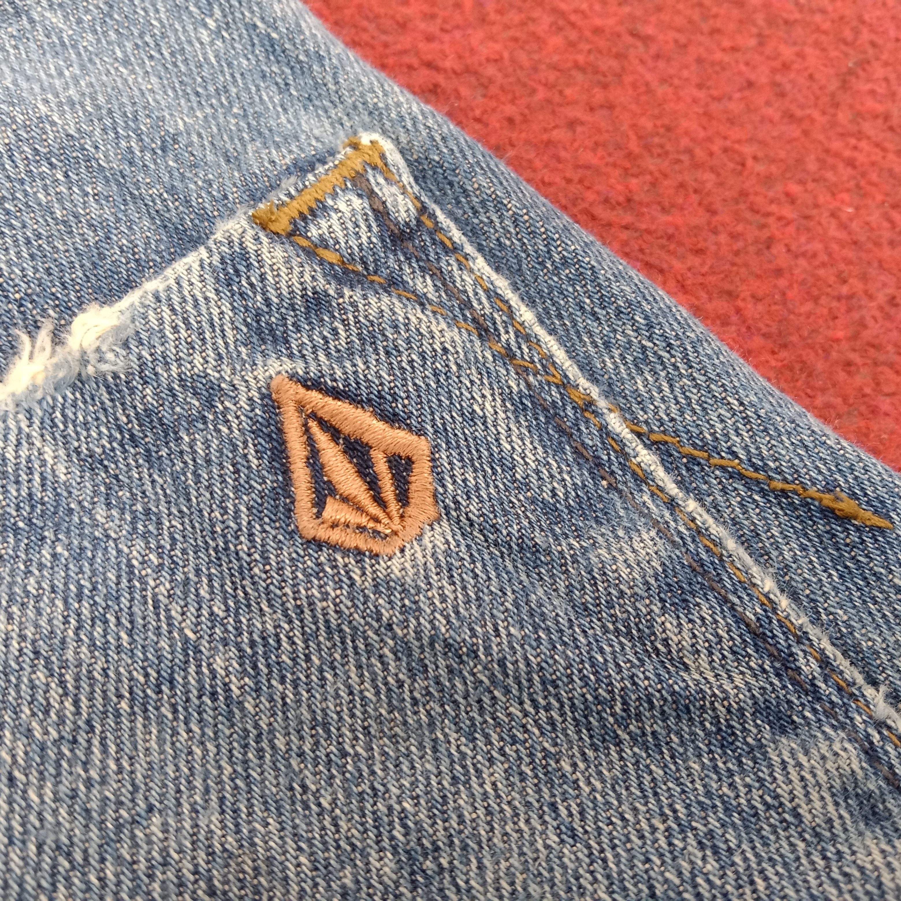 Vintage × Volcom Volcom Streetwear Skateboard Style Distressed Jeans Size US 32 / EU 48 - 17 Thumbnail