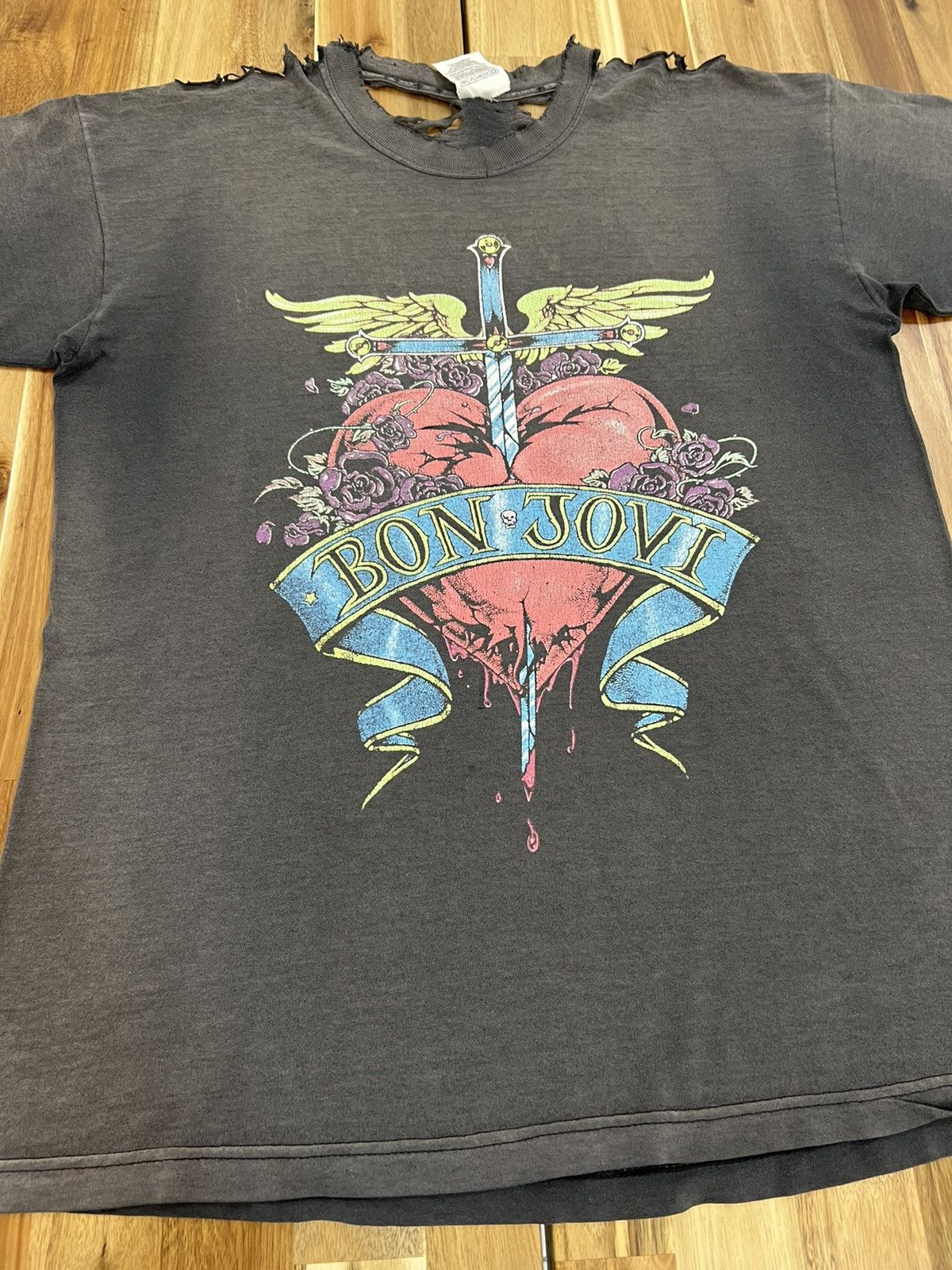 Bon Jovi Vintage Bon Jovi Destroyed Trashed Shirts Tee Size US M / EU 48-50 / 2 - 3 Thumbnail