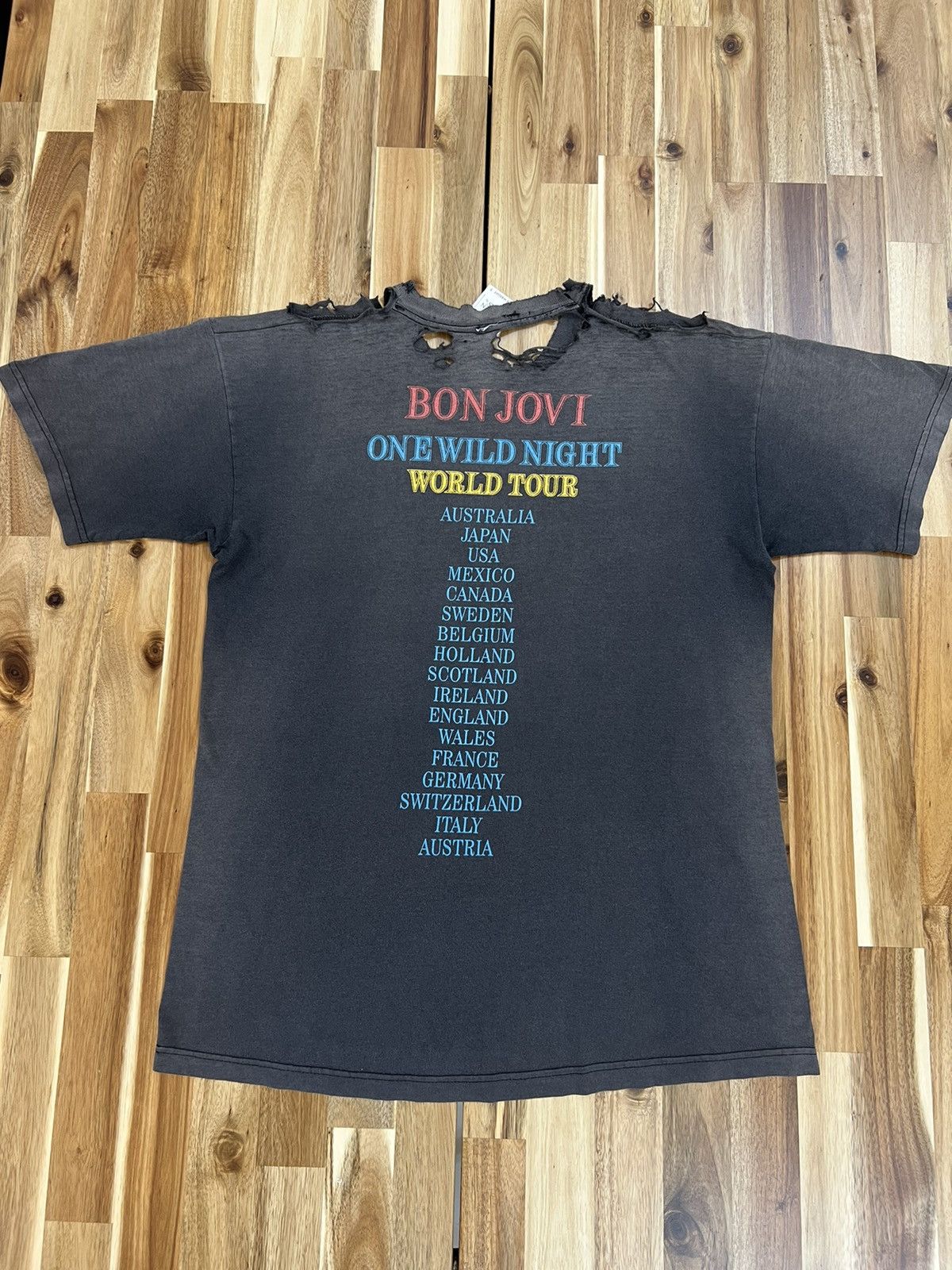 Bon Jovi Vintage Bon Jovi Destroyed Trashed Shirts Tee Size US M / EU 48-50 / 2 - 2 Thumbnail
