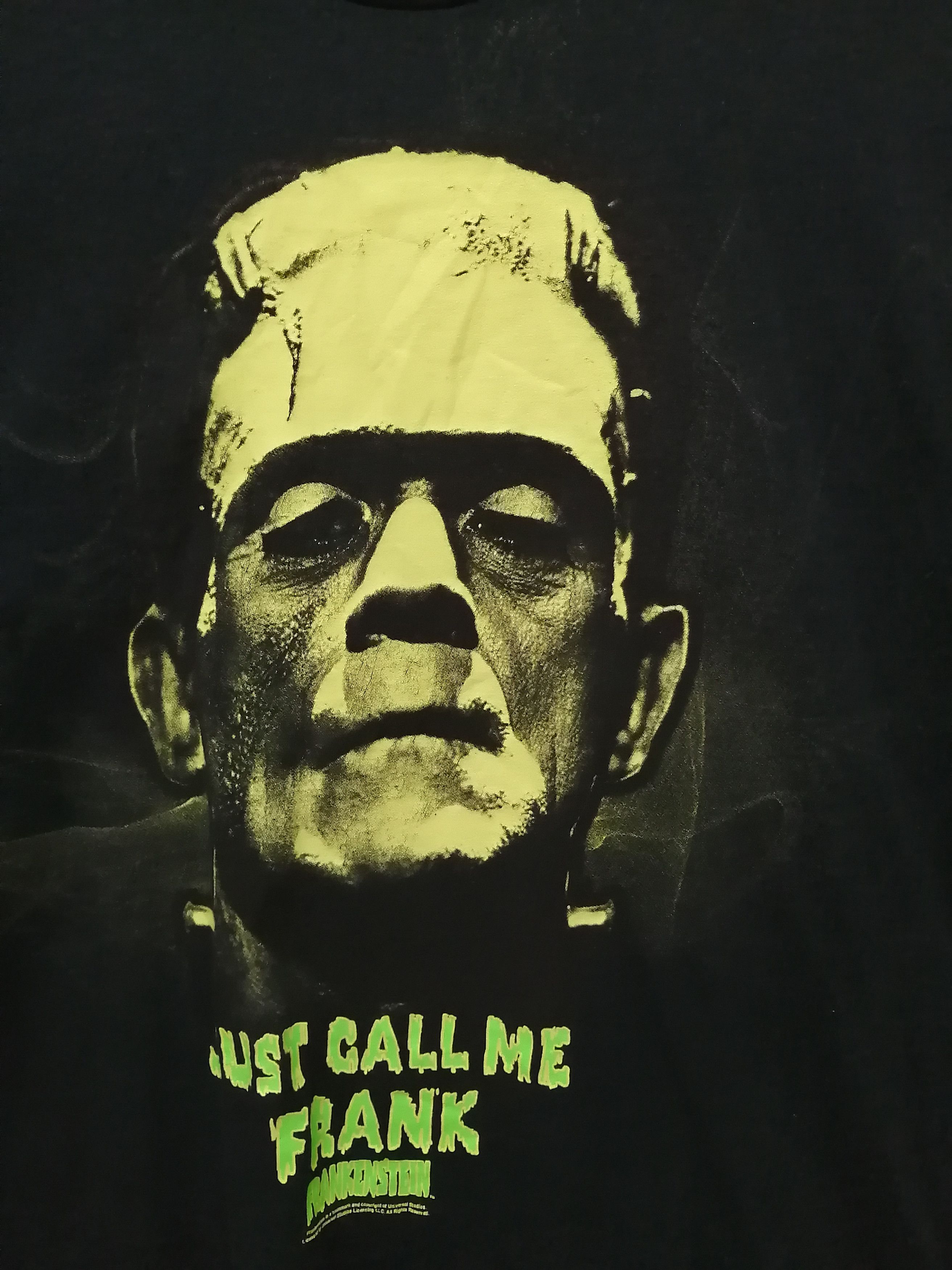 Universal Studios Vintage FRANKENSTEIN Glow In The Dark T-shirt Size US L / EU 52-54 / 3 - 4 Thumbnail