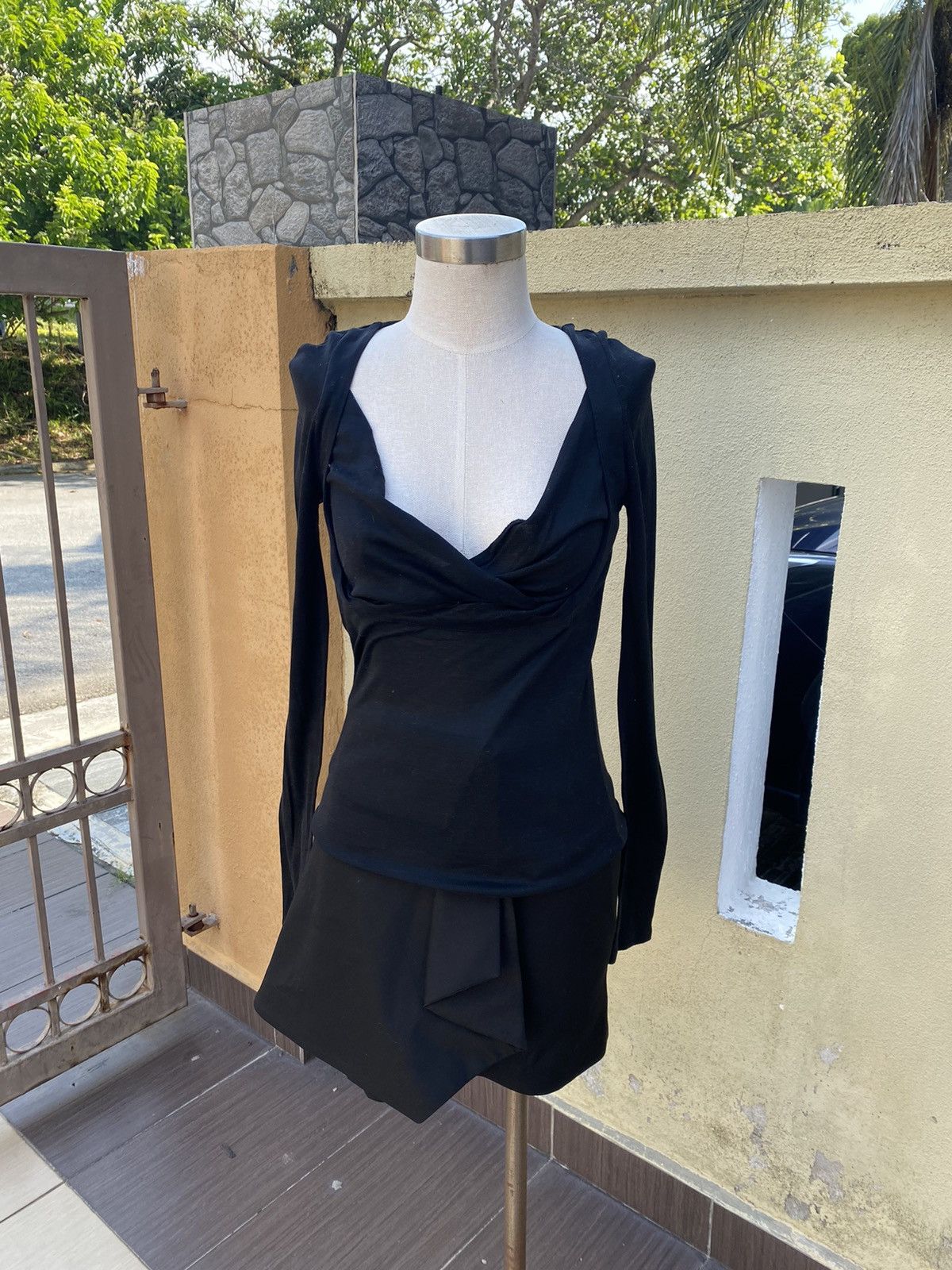 Balenciaga black longsleeve Size XS / US 0-2 / IT 36-38 - 9 Thumbnail