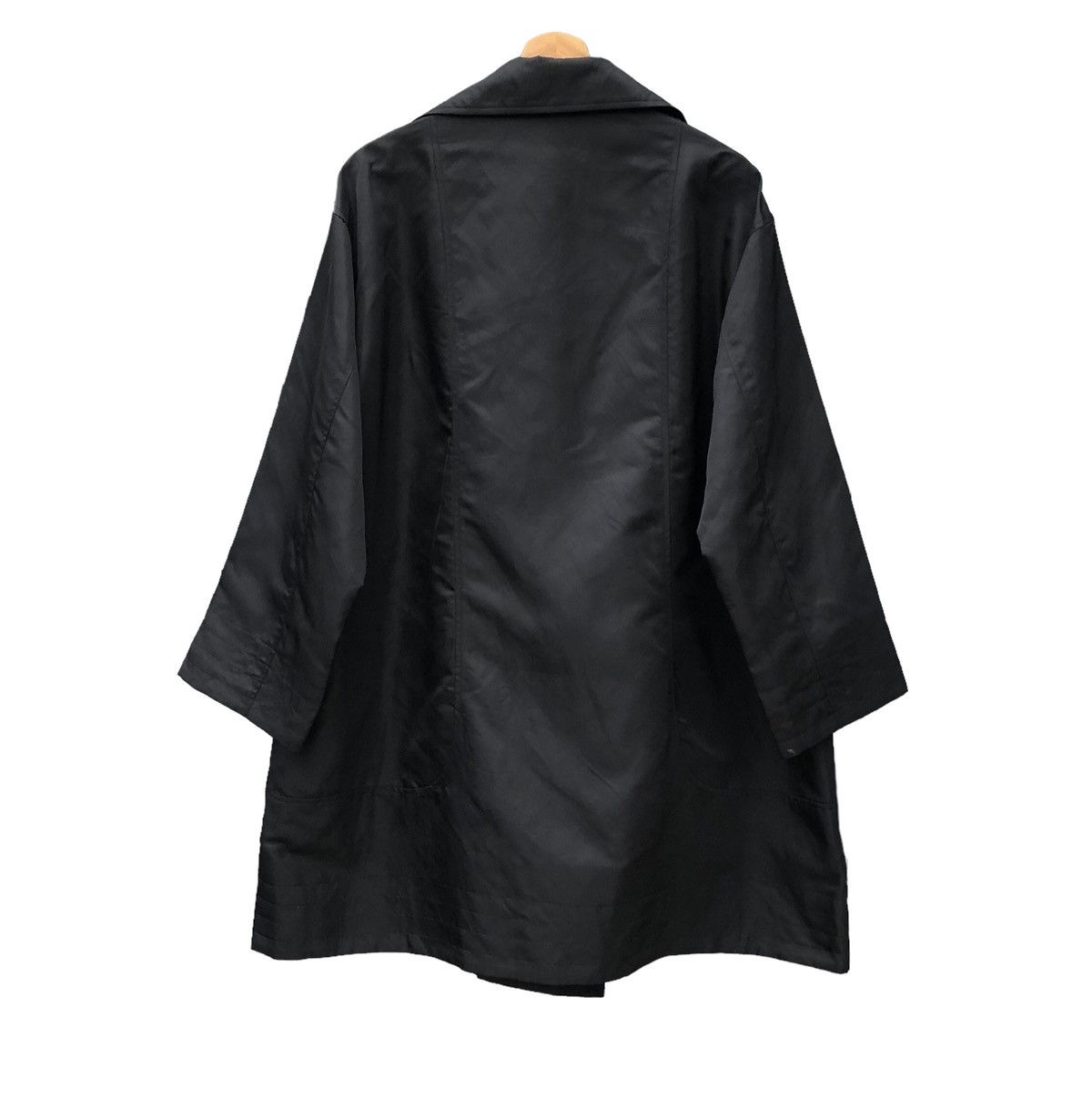 Balenciaga Balenciaga Double Breasted Coat Nylon Oversize Size US M / EU 48-50 / 2 - 7 Thumbnail
