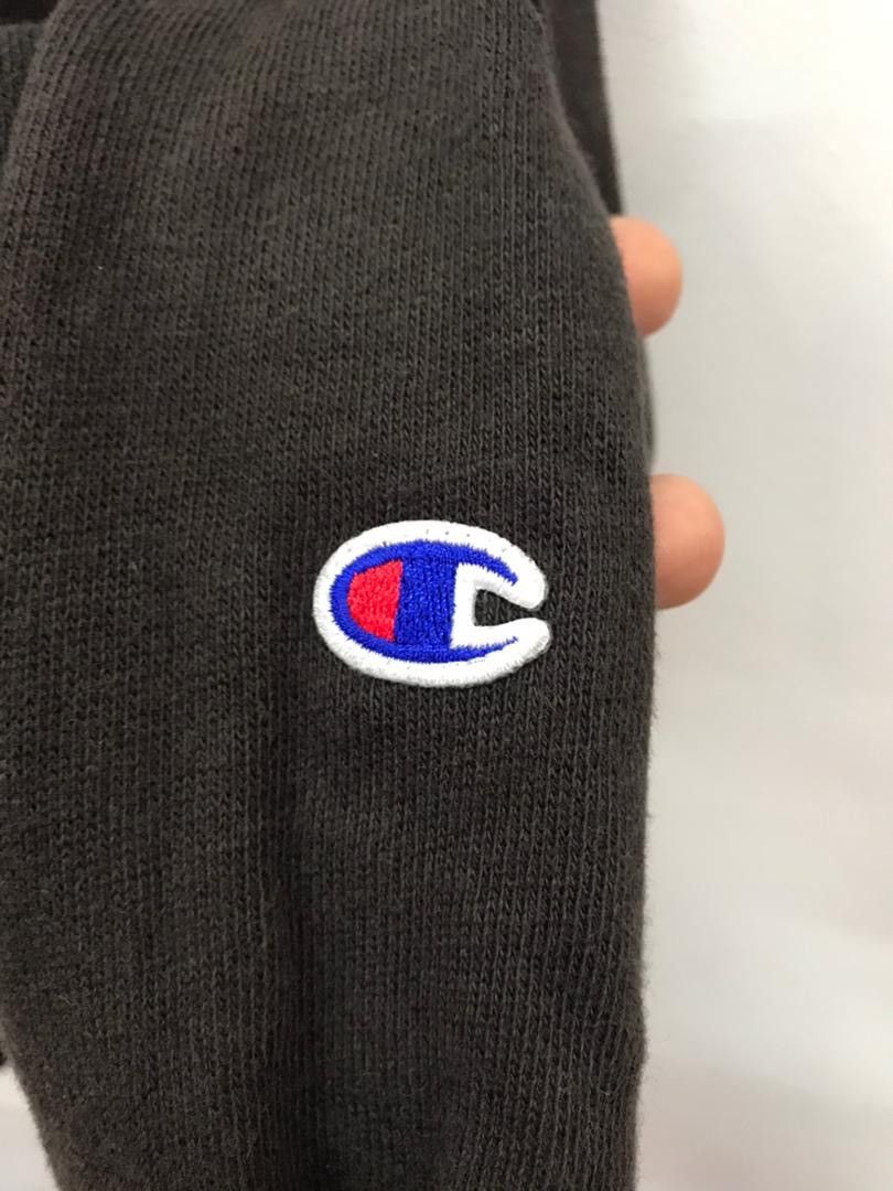 Champion × Japanese Brand Thrashed Champion Sweatshirt Faded colour medium size Size US M / EU 48-50 / 2 - 6 Thumbnail