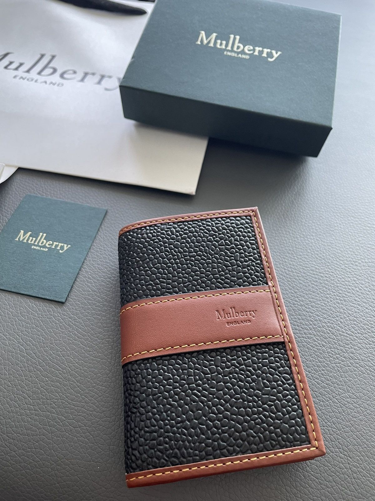 Mulberry Brand New Rare Classic Iconic Leather Bi-folder Card Wallet Size ONE SIZE - 12 Thumbnail