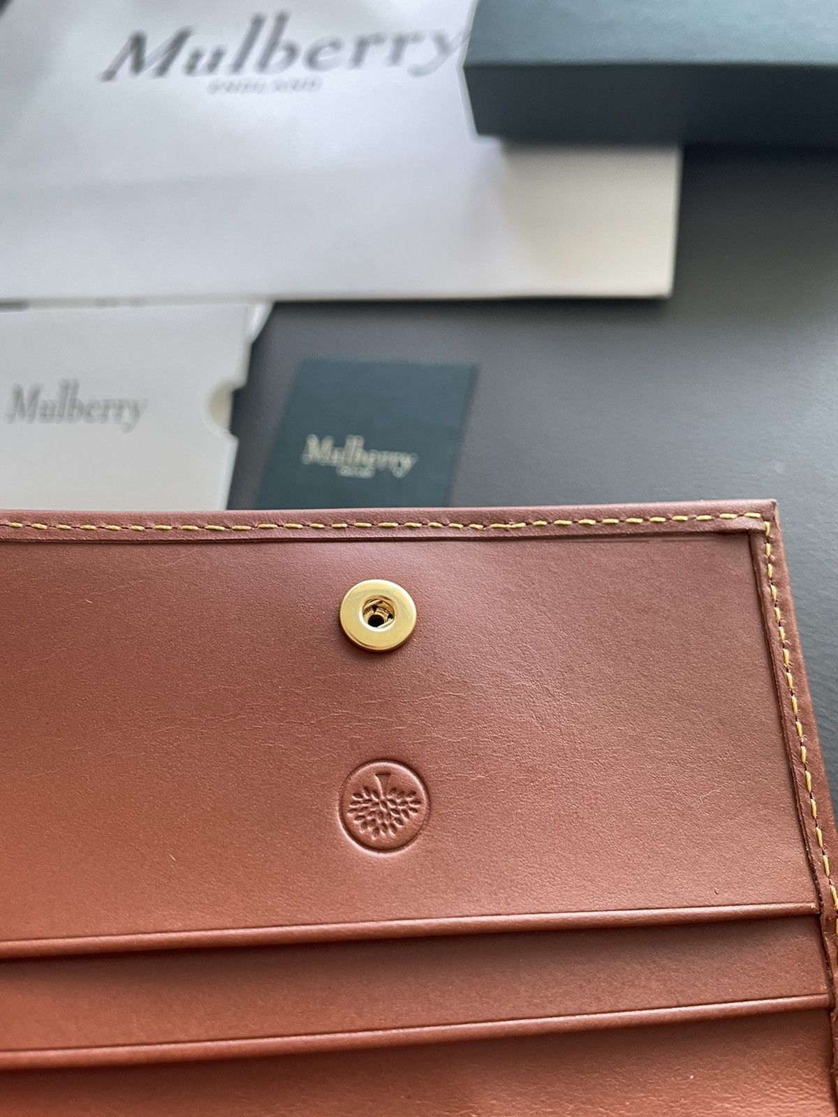 Mulberry Brand New Rare Classic Iconic Leather Bi-folder Card Wallet Size ONE SIZE - 10 Thumbnail