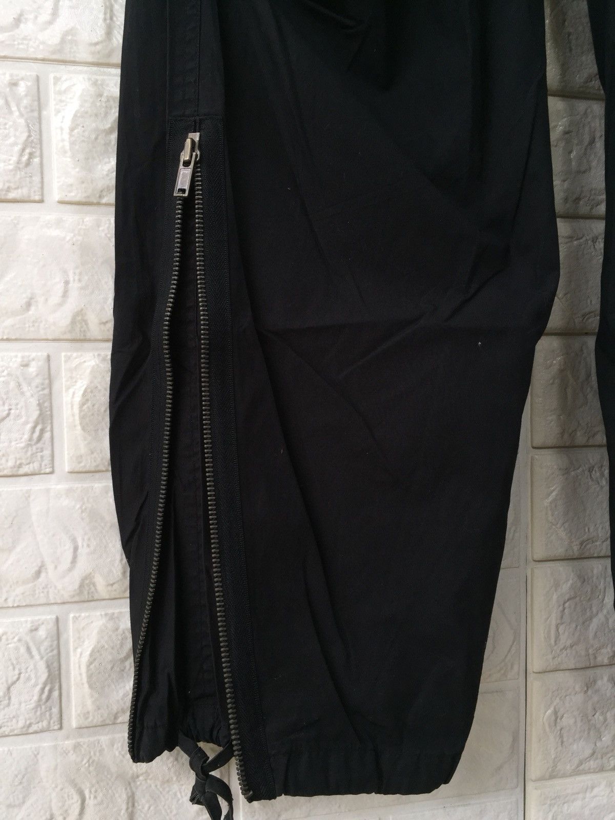 DKNY × Donna Karan DKNY TROUSERS PANT GAS MASK POCKET Size US 32 / EU 48 - 6 Thumbnail