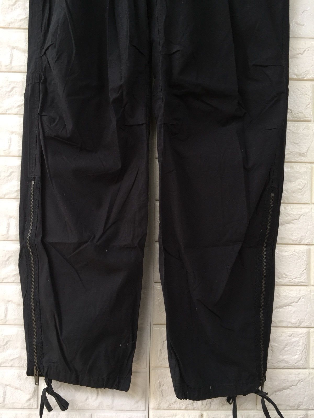 DKNY × Donna Karan DKNY TROUSERS PANT GAS MASK POCKET Size US 32 / EU 48 - 4 Thumbnail