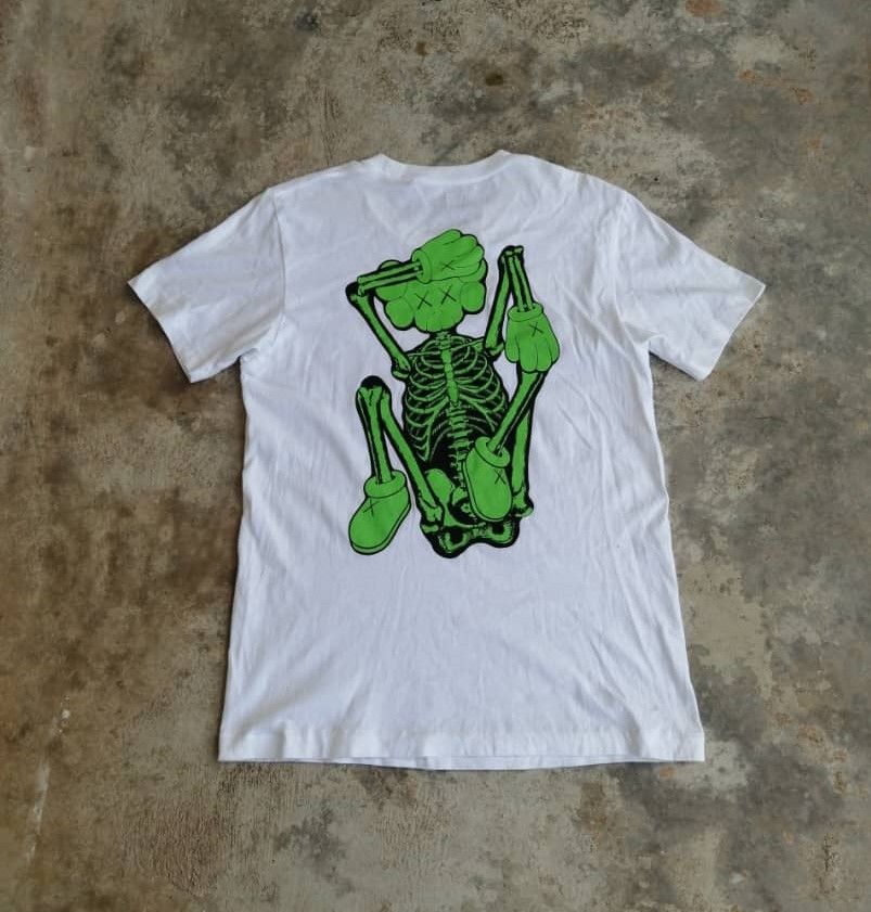 Kaws × Uniqlo Kaws Skeleton Tshirt RARE Design Size US S / EU 44-46 / 1 - 2 Thumbnail