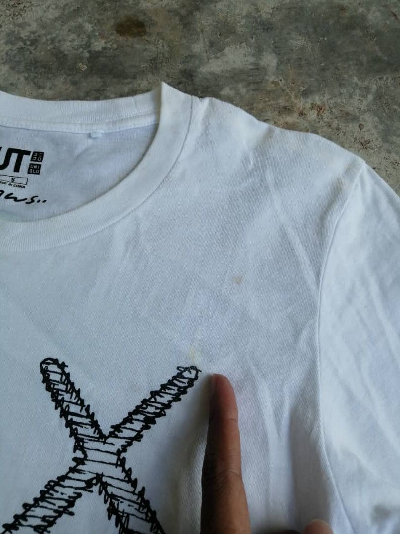 Kaws × Uniqlo Kaws Skeleton Tshirt RARE Design Size US S / EU 44-46 / 1 - 5 Thumbnail