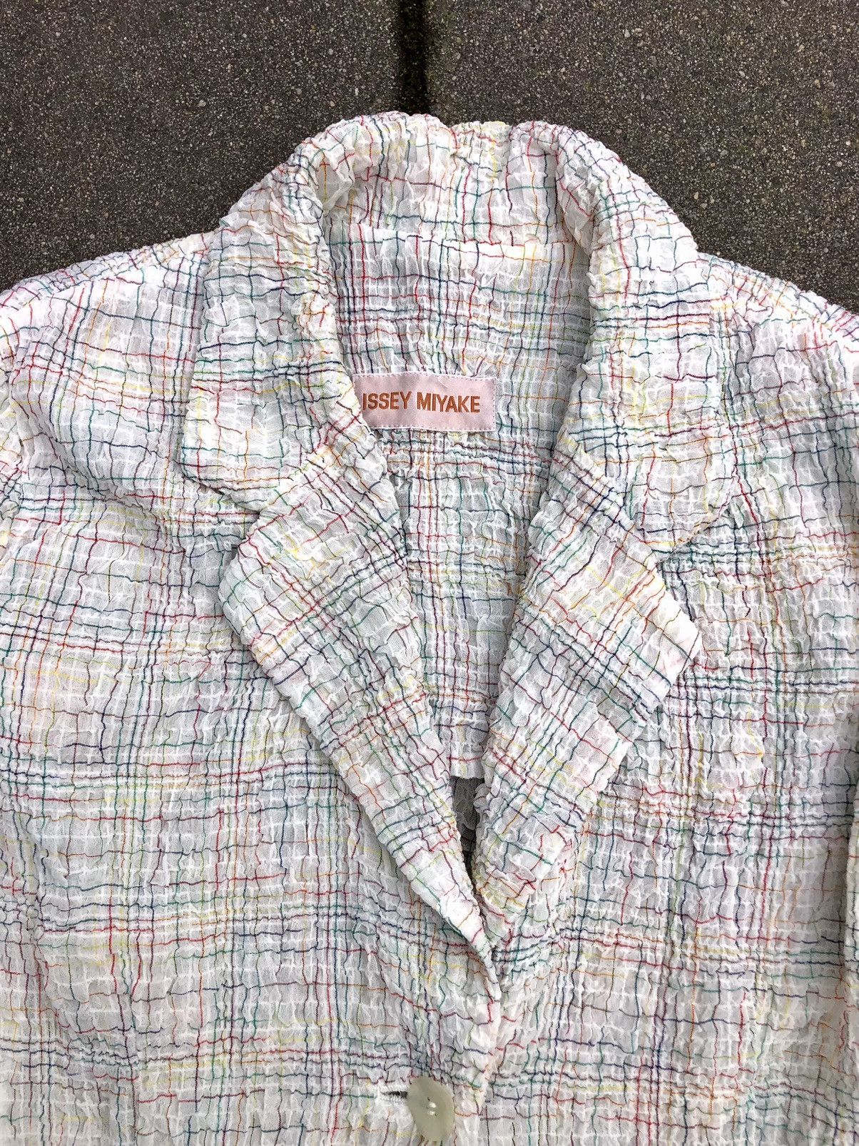 Issey Miyake 🐣 Issey Miyake aw95 runway mainline crinkle plaid blazer Size US M / EU 48-50 / 2 - 3 Thumbnail