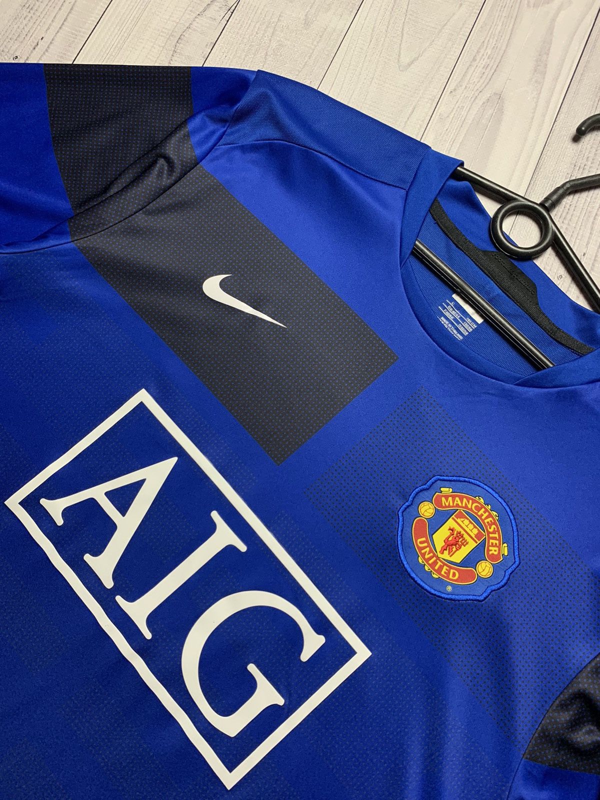 Nike Vintage soccer jersey Manchester United size L blue rare Size US L / EU 52-54 / 3 - 3 Thumbnail