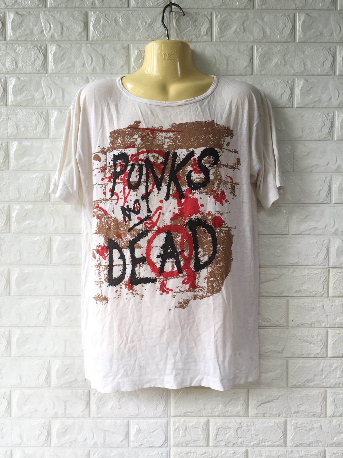Band Tees × Vintage VINTAGE ANARCHY PUNK NOT DEAD TSHIRT Size US XL / EU 56 / 4 - 1 Thumbnail