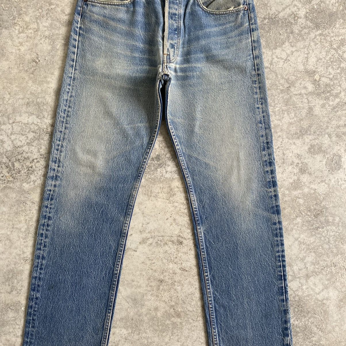 Levi's Size 32x30.5 VTG 80’s Levi's 501 Stonewashed Blue Jeans Size US 32 / EU 48 - 2 Thumbnail