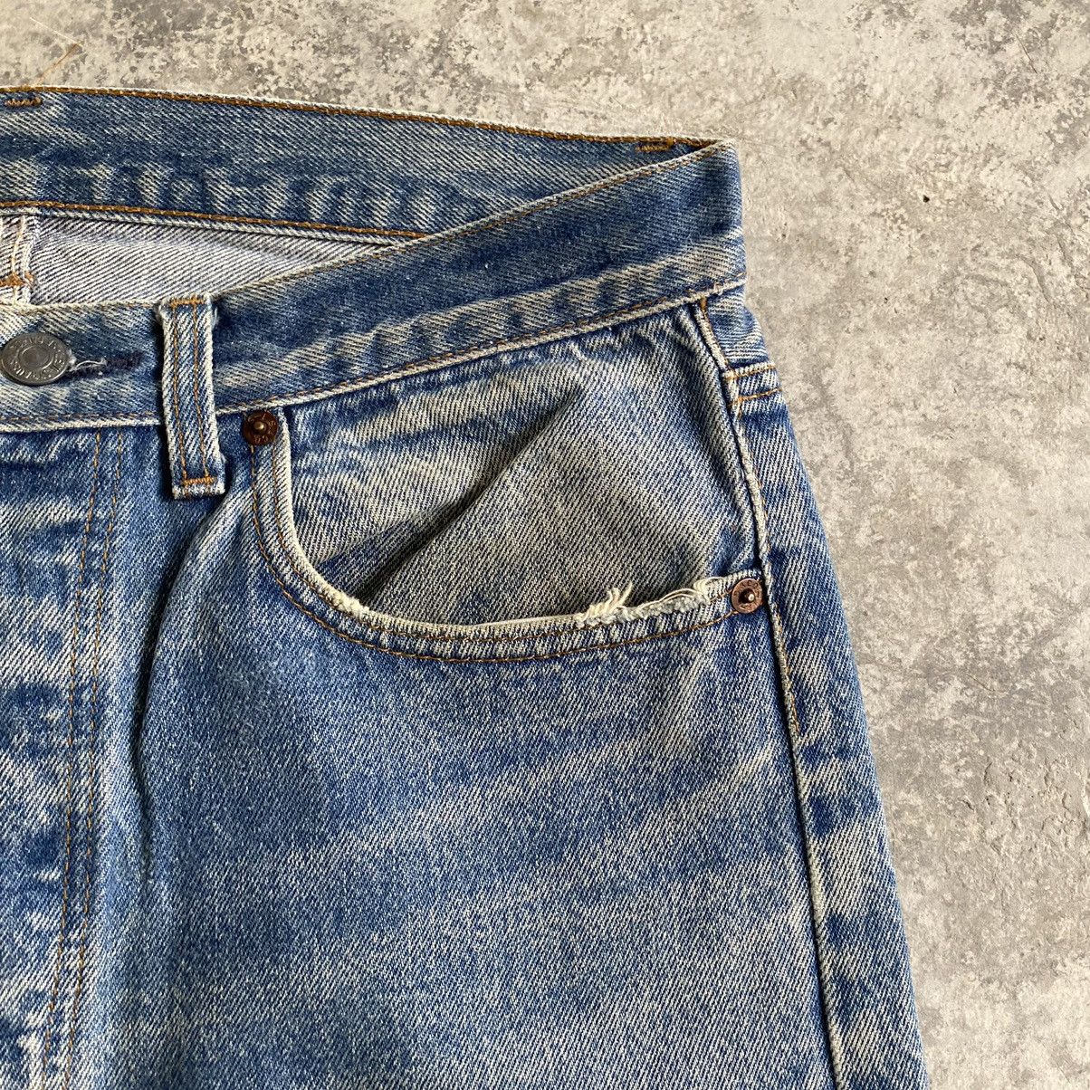 Levi's Size 32x30.5 VTG 80’s Levi's 501 Stonewashed Blue Jeans Size US 32 / EU 48 - 7 Thumbnail