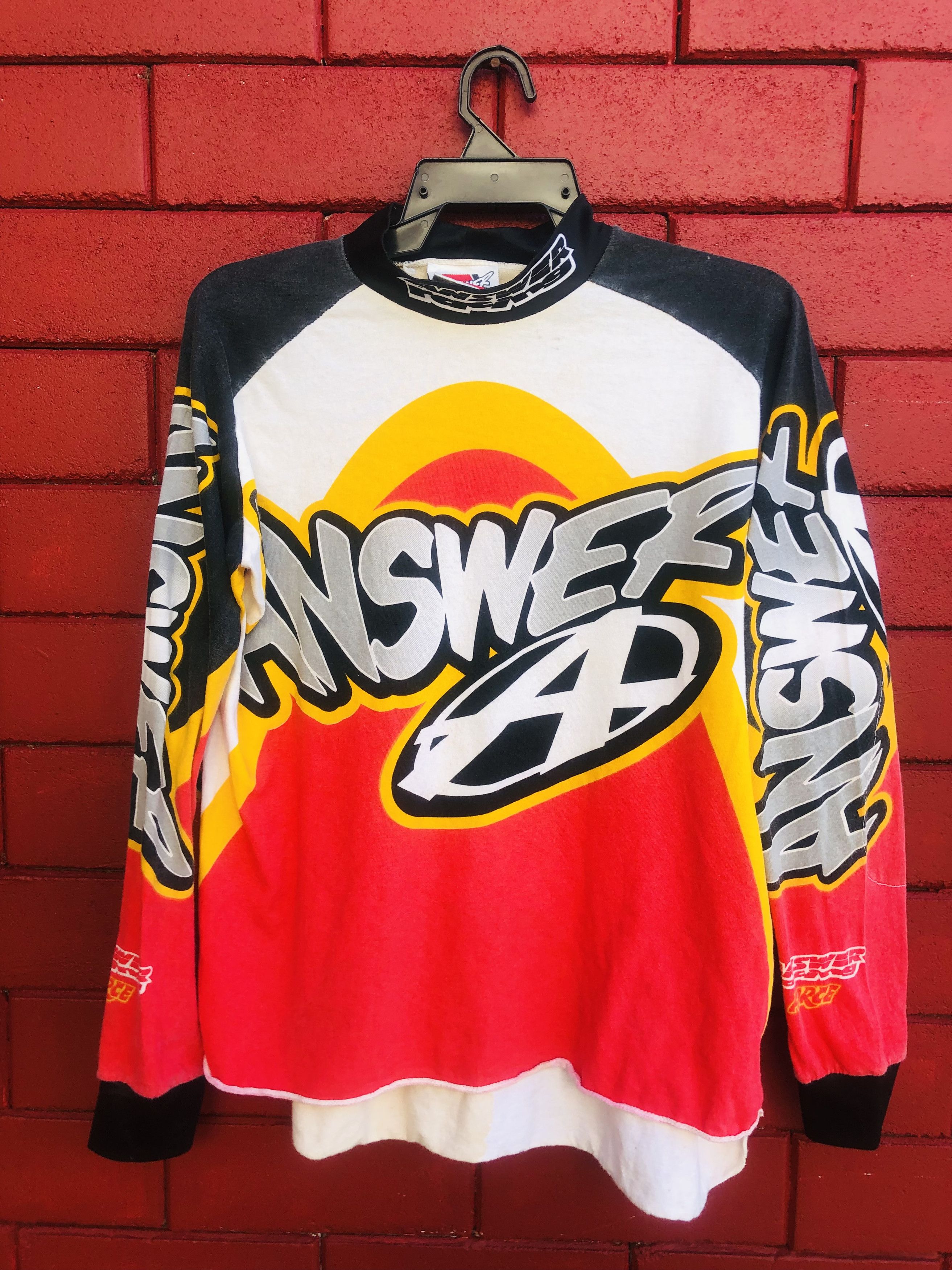 Vintage Answers Racing Adventure Motorspor Designer Style