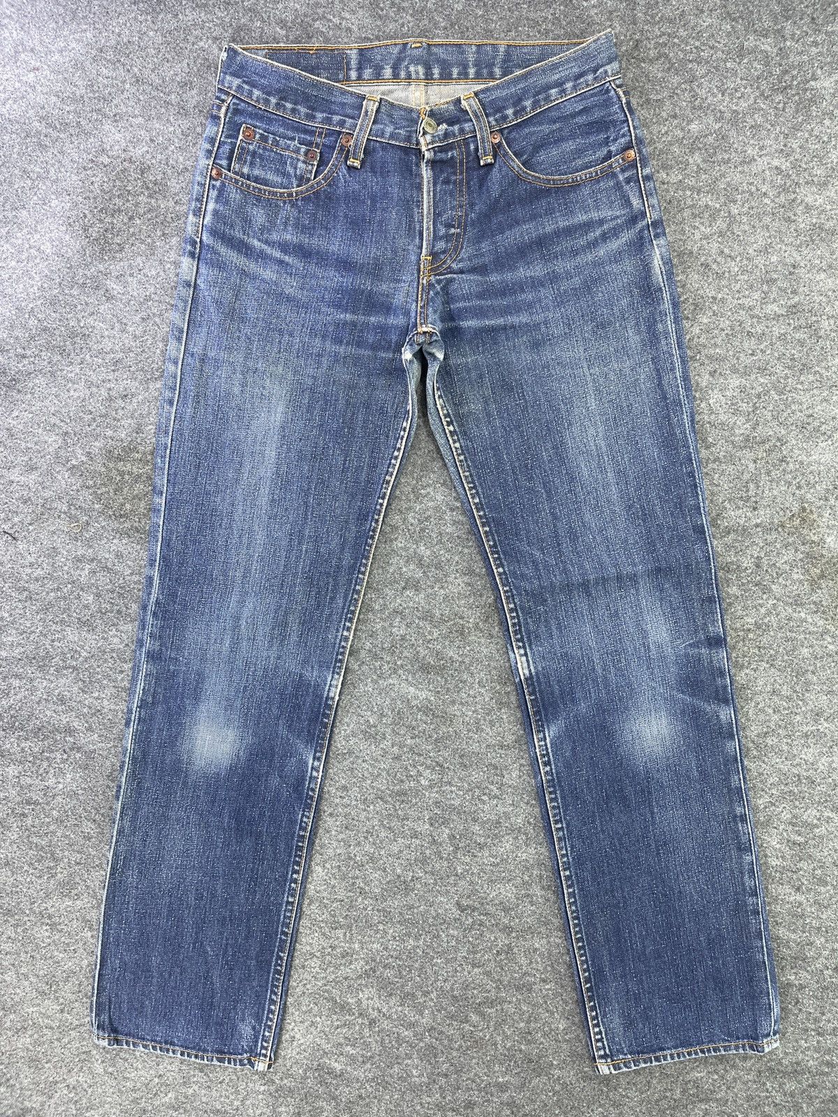 Vintage Levi’s 522 Blue Wash Jeans - J931