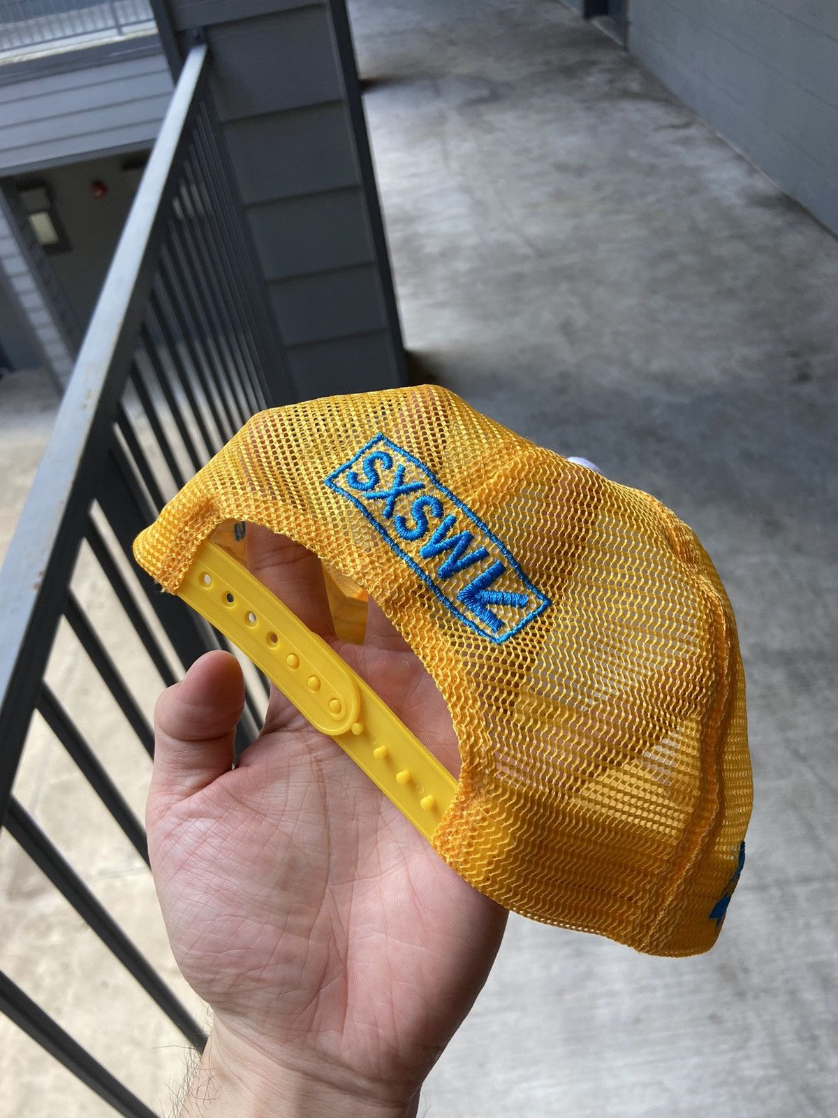 A$AP Rocky × AWGE RARE Mercedes Benz SXSW AWGE Yellow Trucker Hat Yellow White Size ONE SIZE - 2 Thumbnail