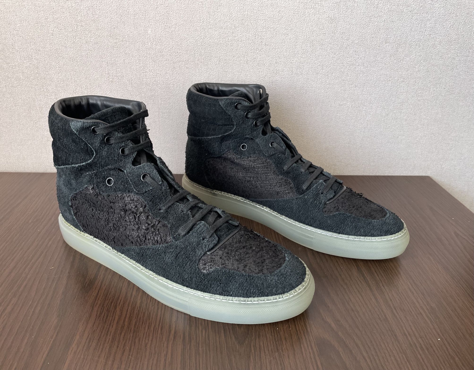 Balenciaga Corduroy Distressed Sneakers Size US 10 / EU 43 - 1 Thumbnail