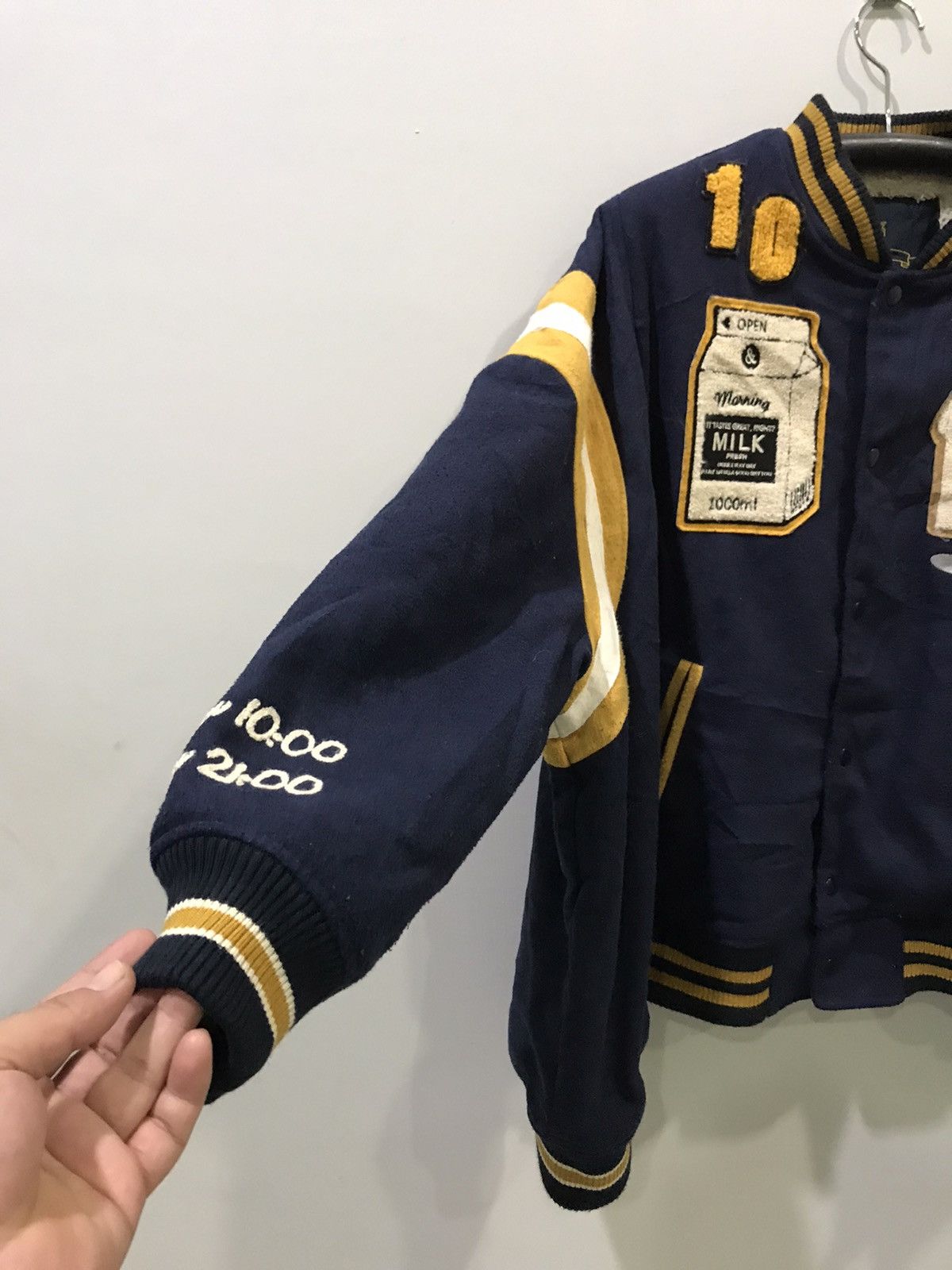 Japanese Brand RIVET & SURGE Japan Oversize Teddy Design Varsity Jacket Size US L / EU 52-54 / 3 - 6 Thumbnail