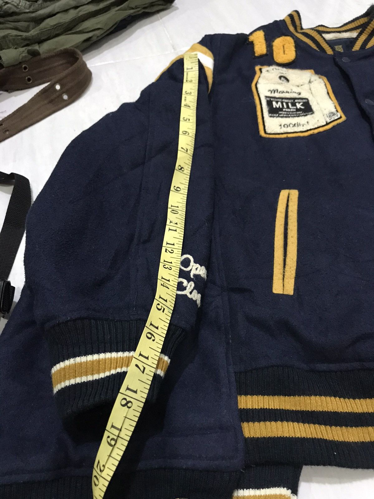 Japanese Brand RIVET & SURGE Japan Oversize Teddy Design Varsity Jacket Size US L / EU 52-54 / 3 - 15 Thumbnail