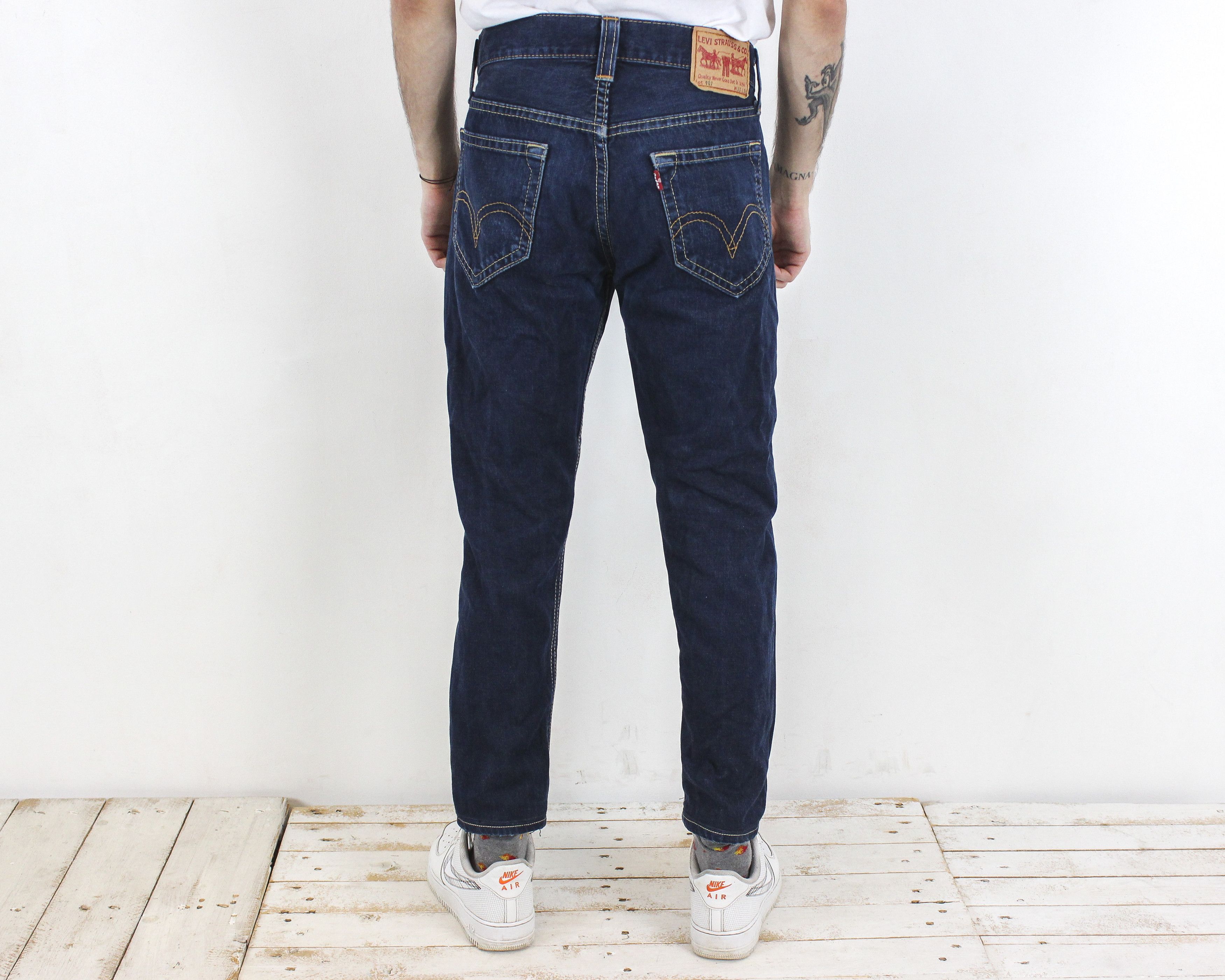 Levi's 907 Mens W33 L30 Regular Tapered Jeans Denim Pants Trousers Size US 33 - 4 Thumbnail