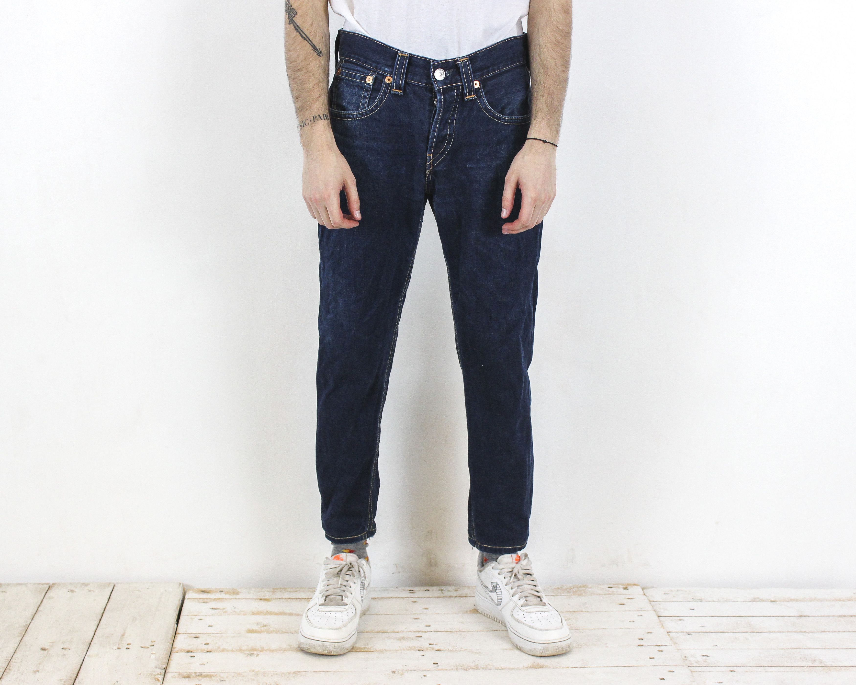 Levi's 907 Mens W33 L30 Regular Tapered Jeans Denim Pants Trousers Size US 33 - 2 Thumbnail