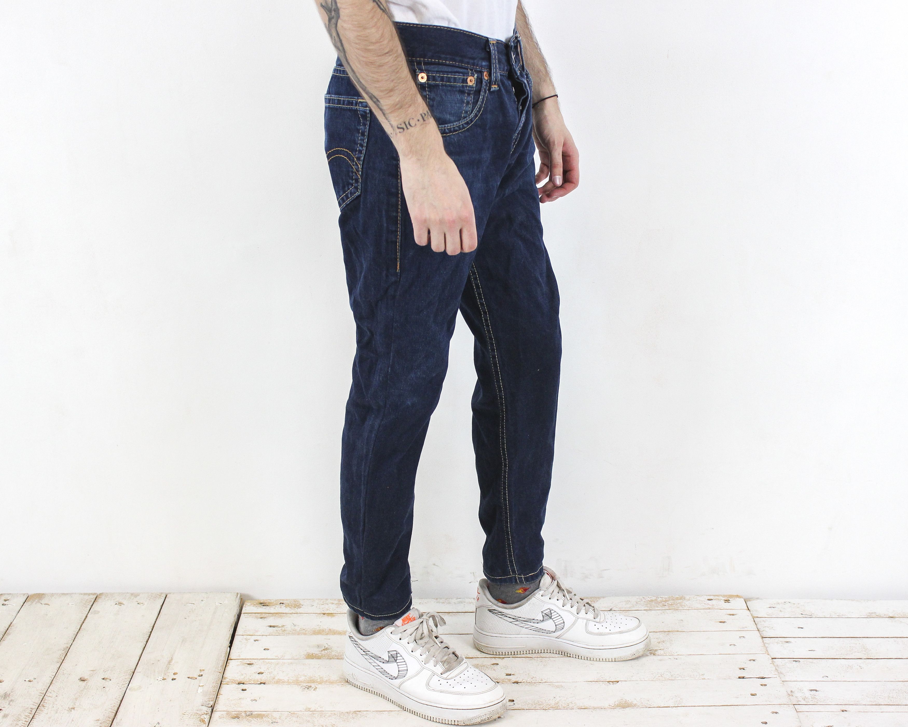 Levi's 907 Mens W33 L30 Regular Tapered Jeans Denim Pants Trousers Size US 33 - 1 Thumbnail