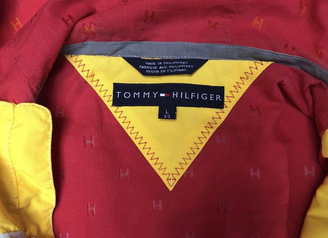 Tommy Hilfiger × Vintage Iconic Colourful Tommy Hilfiger Sailings Gear Hooded Vest Size US L / EU 52-54 / 3 - 9 Thumbnail