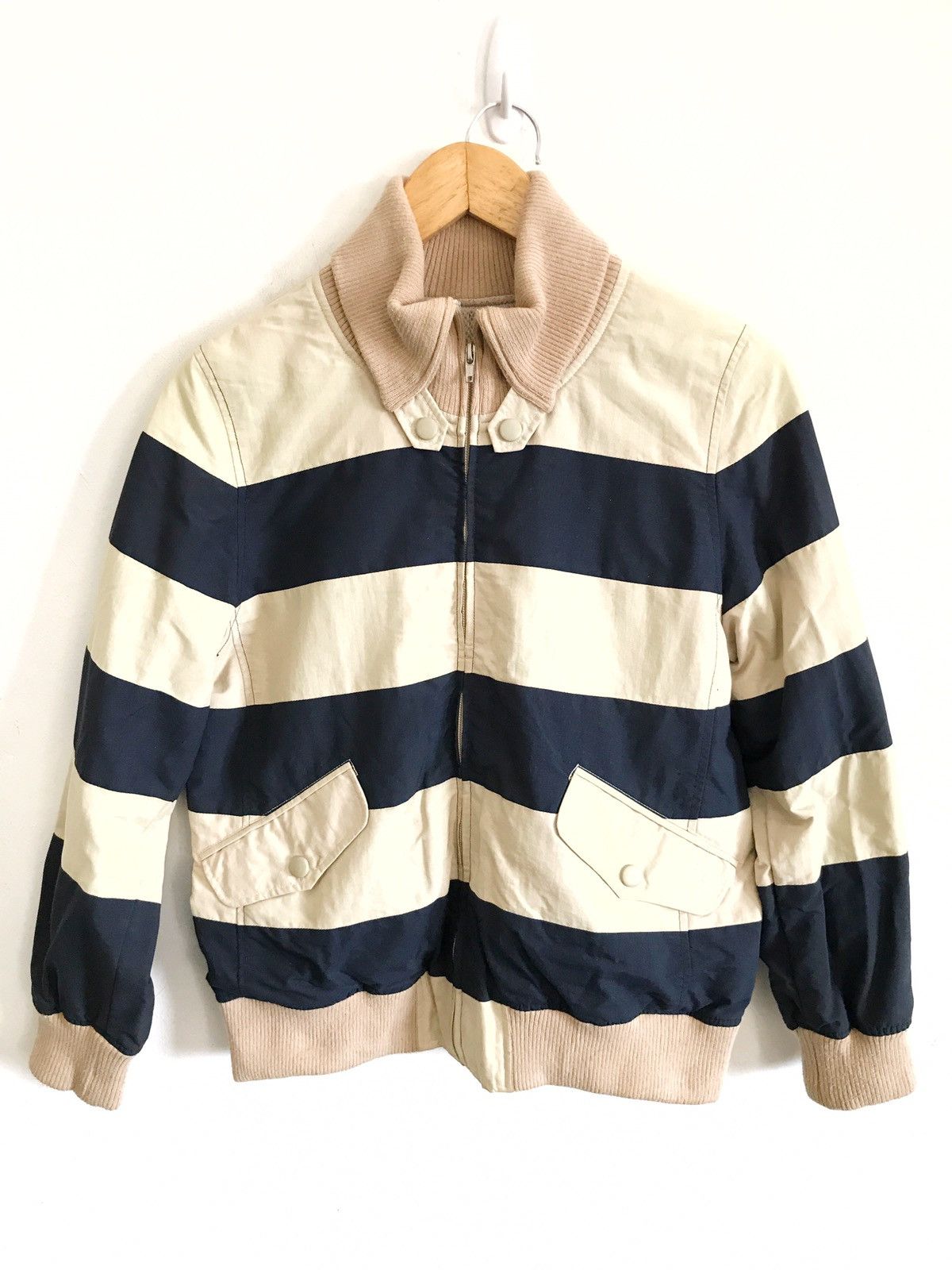 Designer Designer Brand On The Couch Zipper Jacket Size US S / EU 44-46 / 1 - 1 Thumbnail