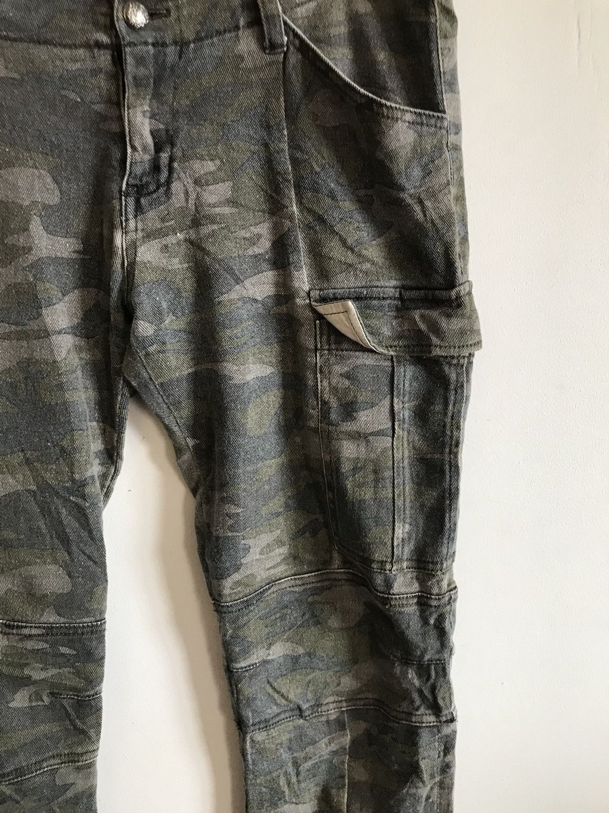 Japanese Brand Japan Brand Yevs Cargo Camouflage Tactical Pants Size US 32 / EU 48 - 8 Thumbnail