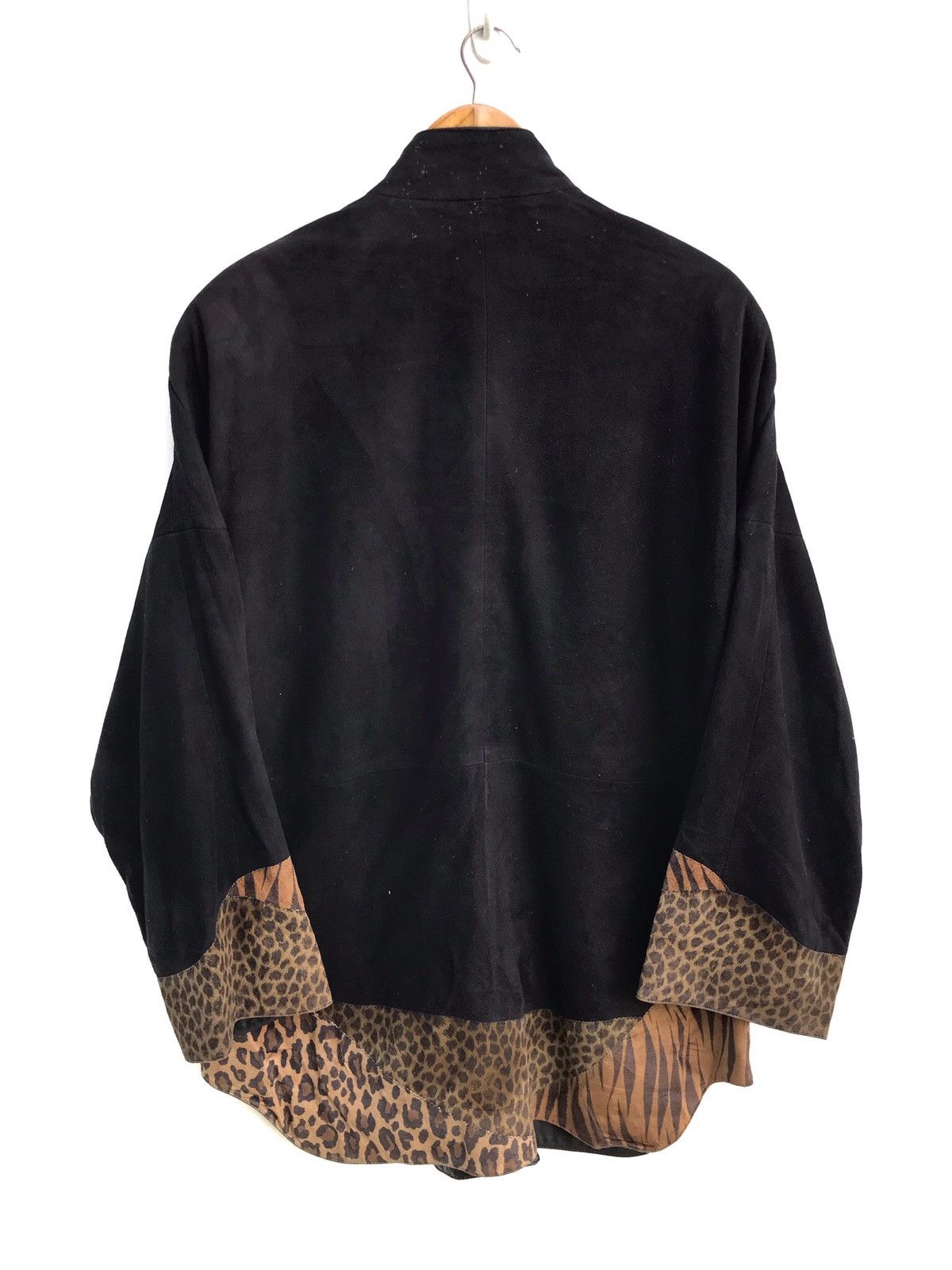 Valentino Vintage Giovanni Valentino Velvet Jacket Size US XL / EU 56 / 4 - 2 Thumbnail