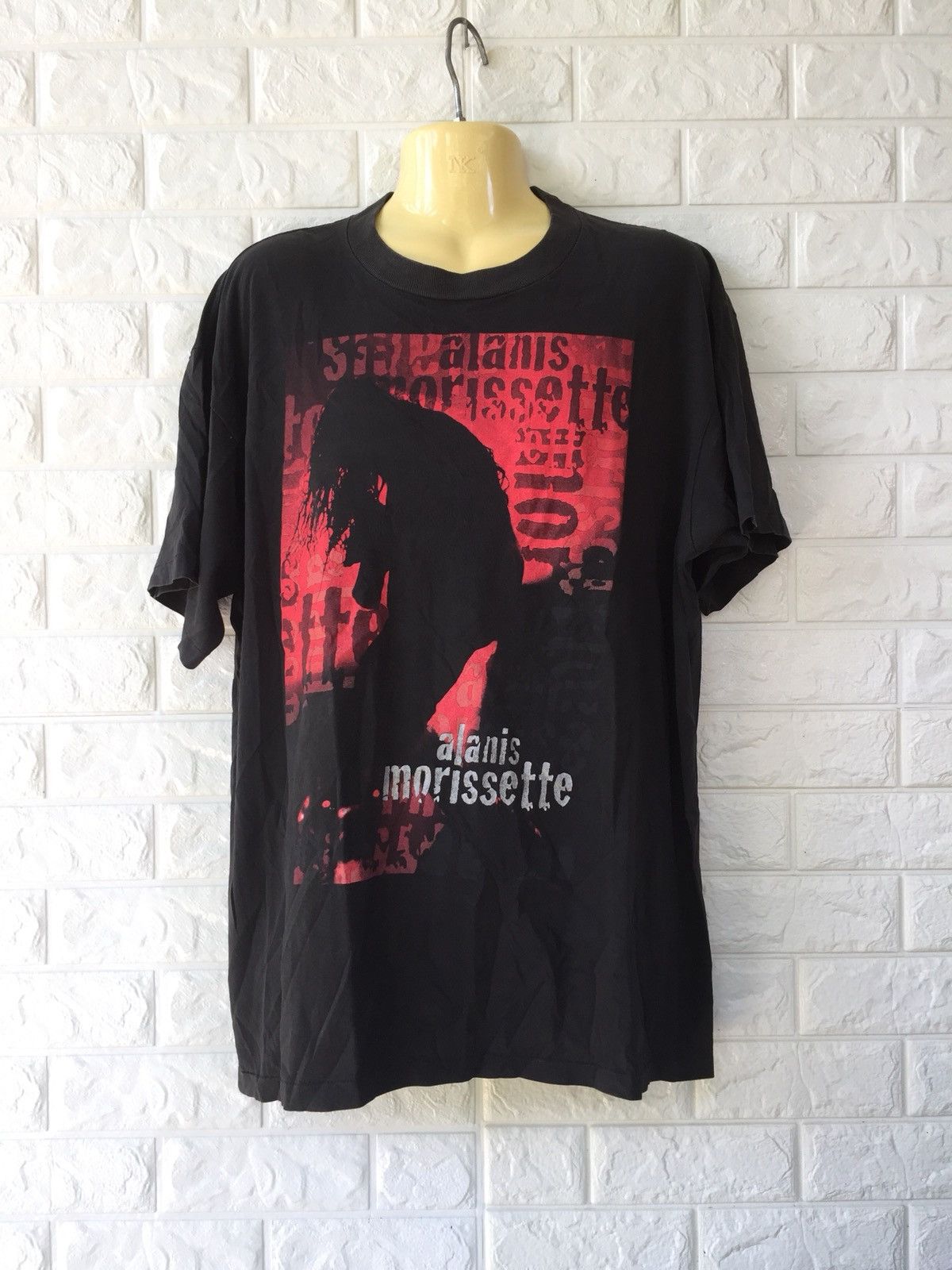 Band Tees × Vintage VINTAGE ALANIS MORISSETTE GRUNGE TSHIRT Size US XL / EU 56 / 4 - 1 Thumbnail