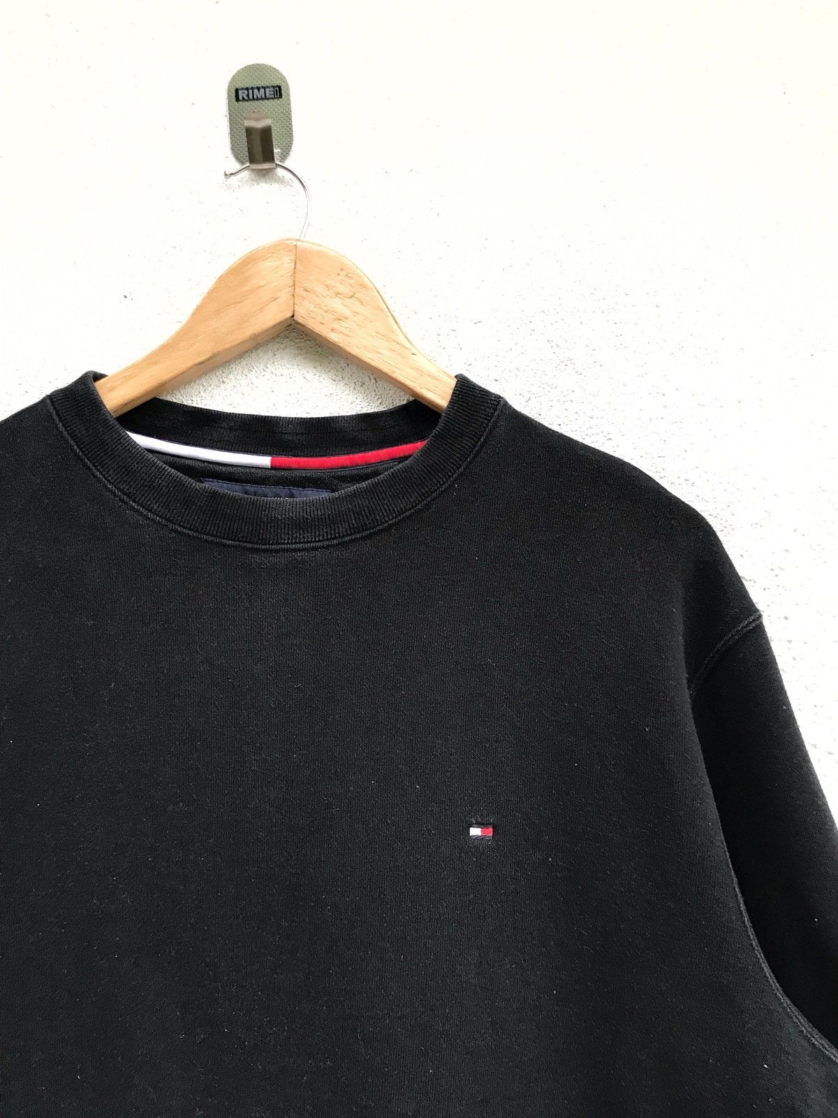 Tommy Hilfiger Vintage Tommy Hilfiger Sweatshirt Size US S / EU 44-46 / 1 - 4 Thumbnail