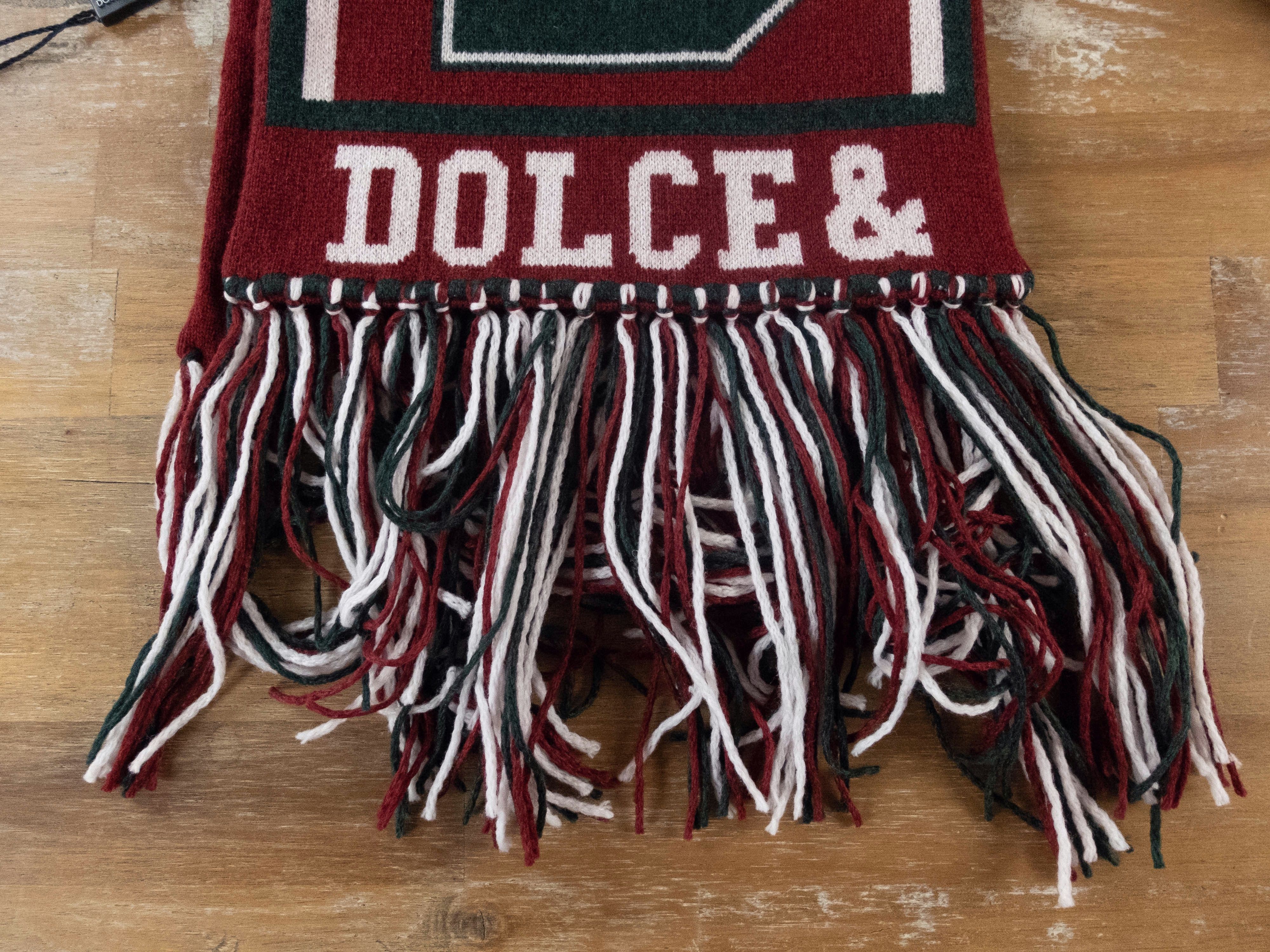 Dolce & Gabbana $645 DOLCE & GABBANA red Royal Love 100% cashmere scarf Size ONE SIZE - 2 Thumbnail
