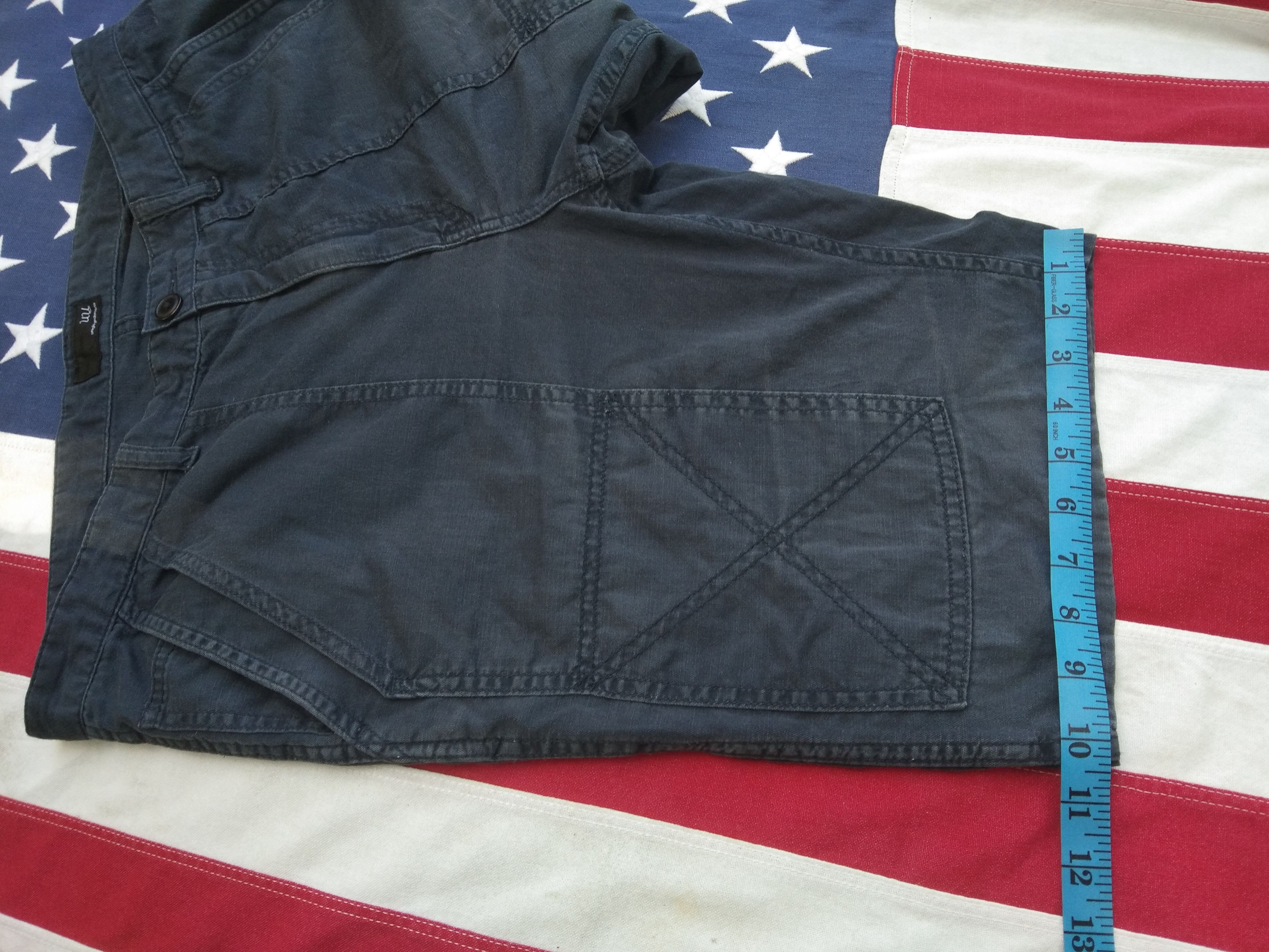 Undercover × Uniqlo UNDERCOVER x UNIQLO SHORT PANT Size US 35 - 15 Thumbnail