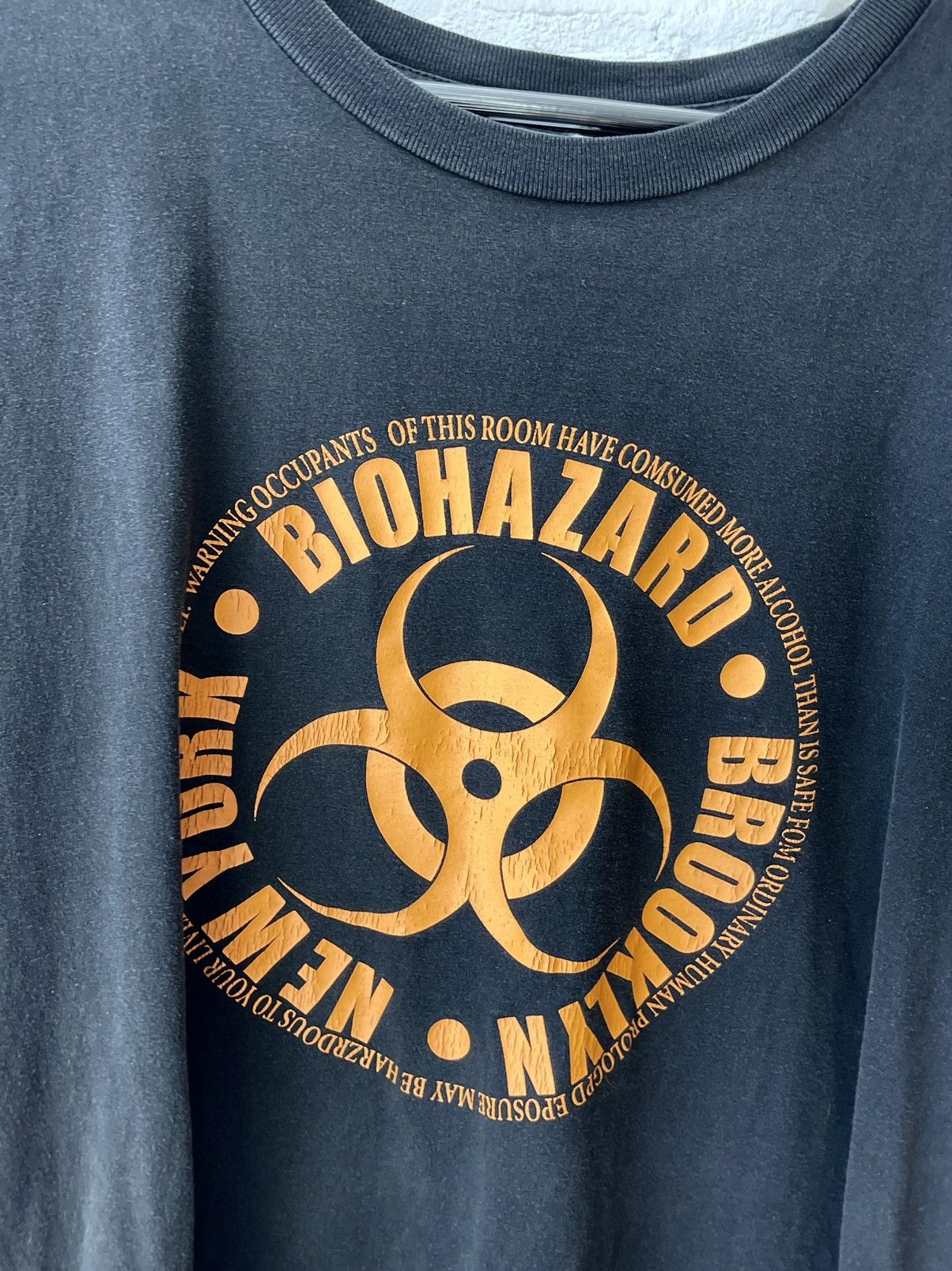 Vintage Vintage 90s BIOHAZARD Shirt Thrashed Faded Size US XL / EU 56 / 4 - 6 Thumbnail