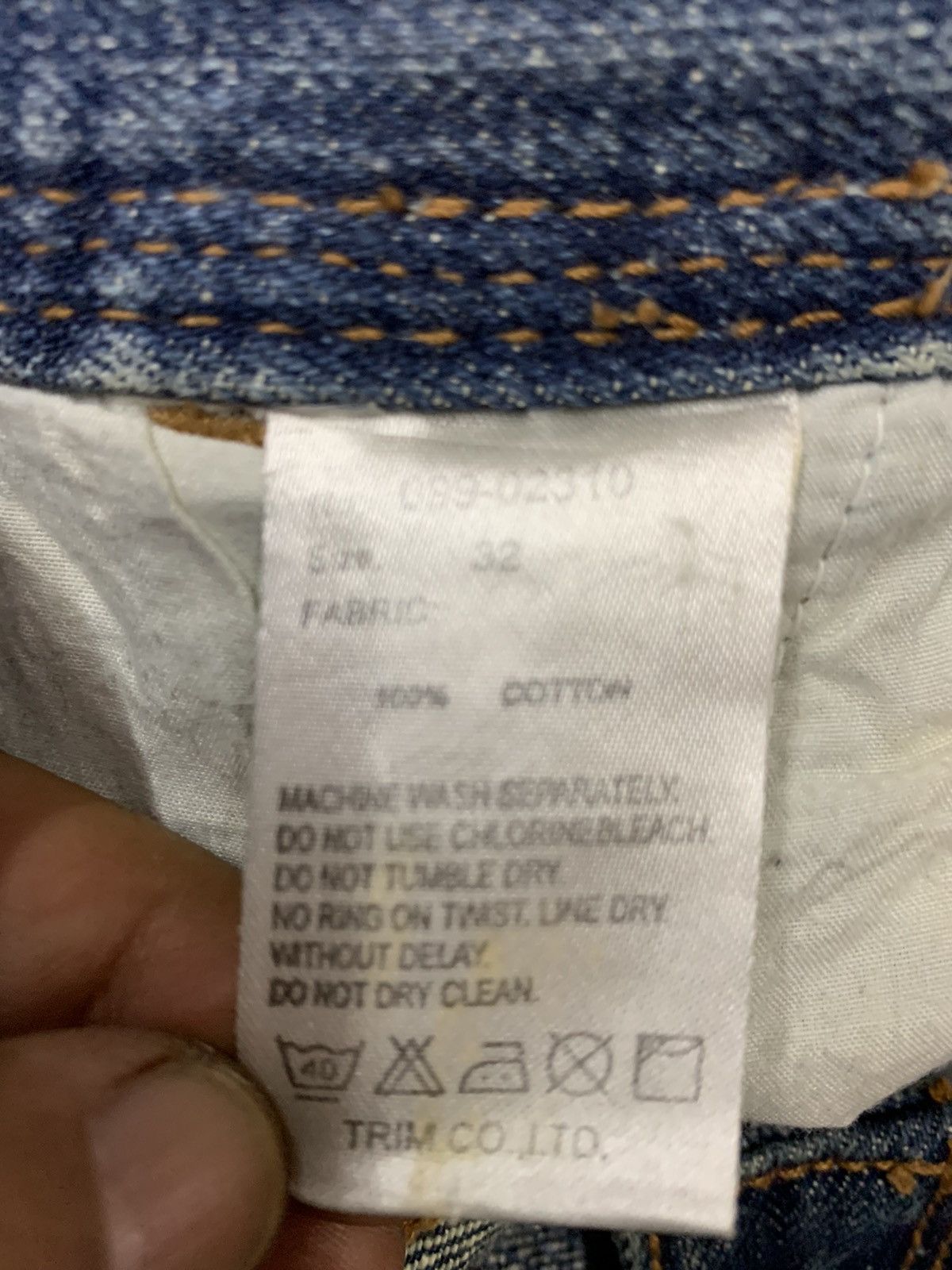Designer Back vintage denim Size US 33 - 9 Thumbnail