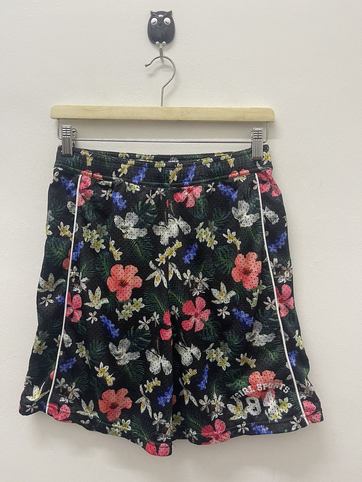 X-Girl Rare Vintage X-GIRL Floral Full All Over Shorts Size 31" - 1 Thumbnail
