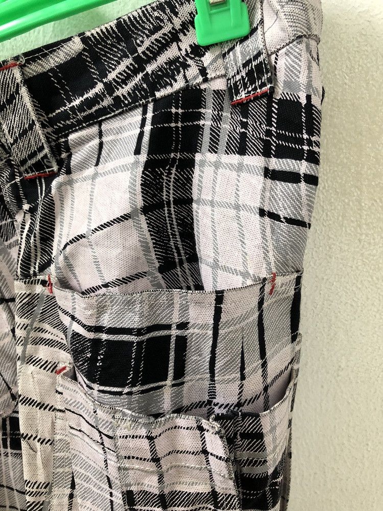 Japanese Brand Vintage MILKBOY Japan Coated Checks Baggy Cargo Pant Size US 32 / EU 48 - 13 Thumbnail