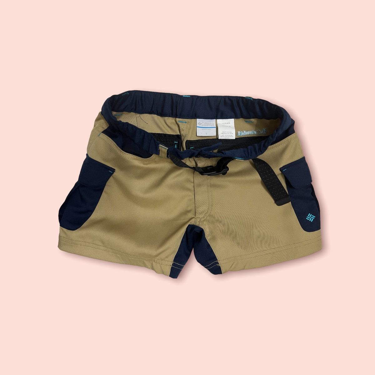 Columbia COLUMBIA OMNI SHEILD OUTDOOR SHORTS Size US 26 / EU 42 - 8 Thumbnail