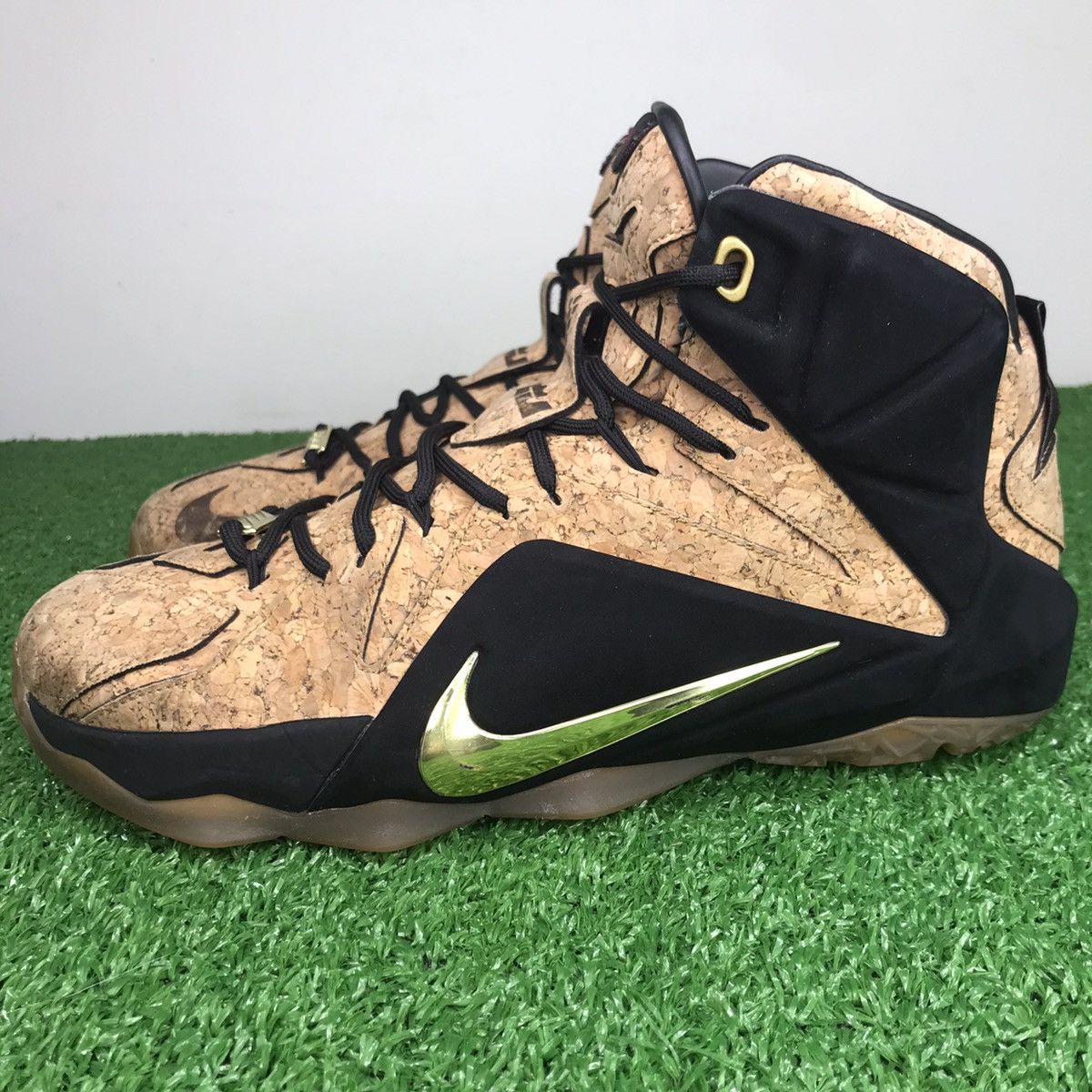 Nike Nike LeBron 12 EXT Cork 2015 Size US 10 / EU 43 - 3 Thumbnail