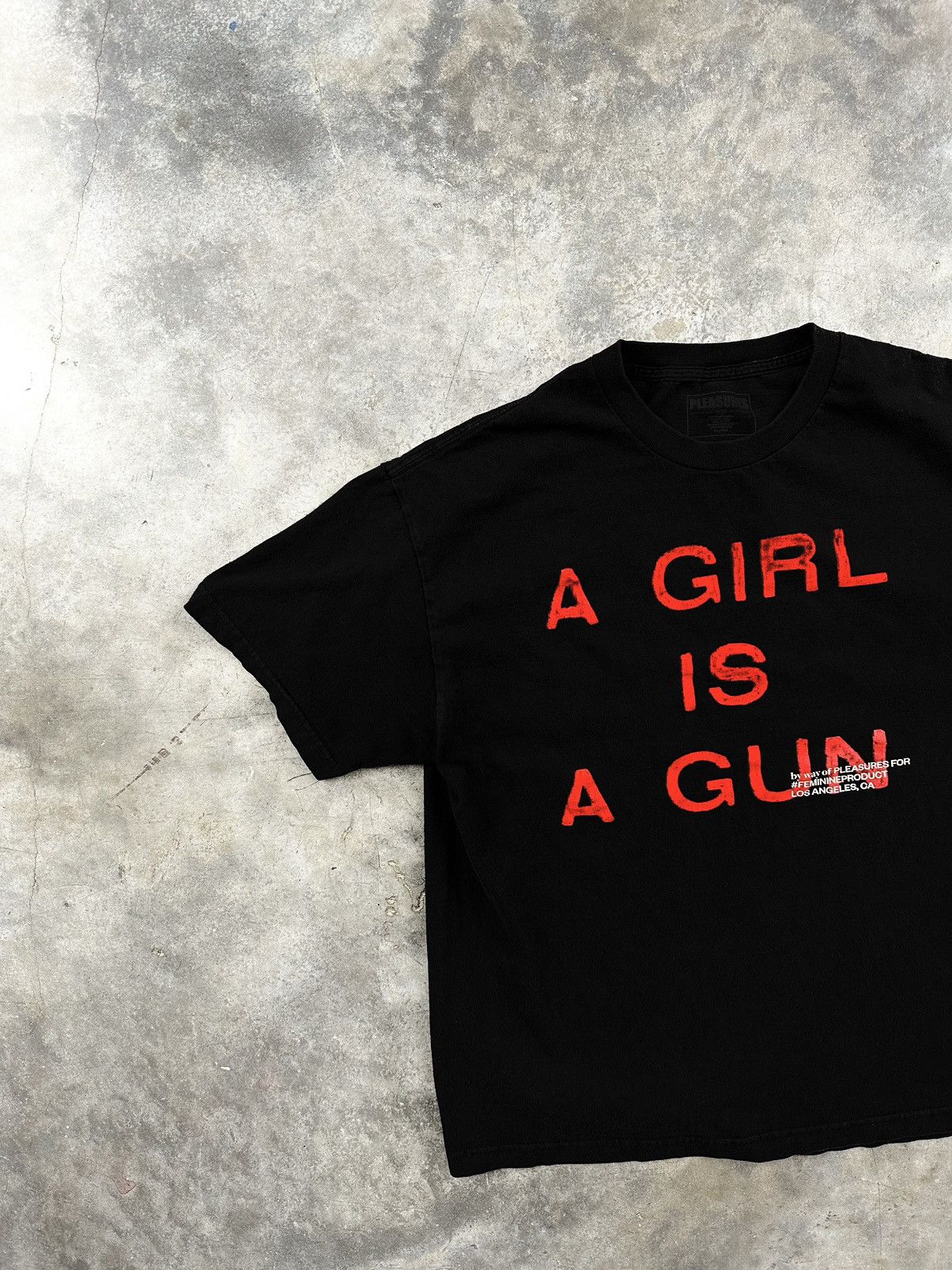 Pleasures Pleasures Black " A Girl Is A Gun " Logo Tee Sz. XL Cart Size US XL / EU 56 / 4 - 2 Thumbnail