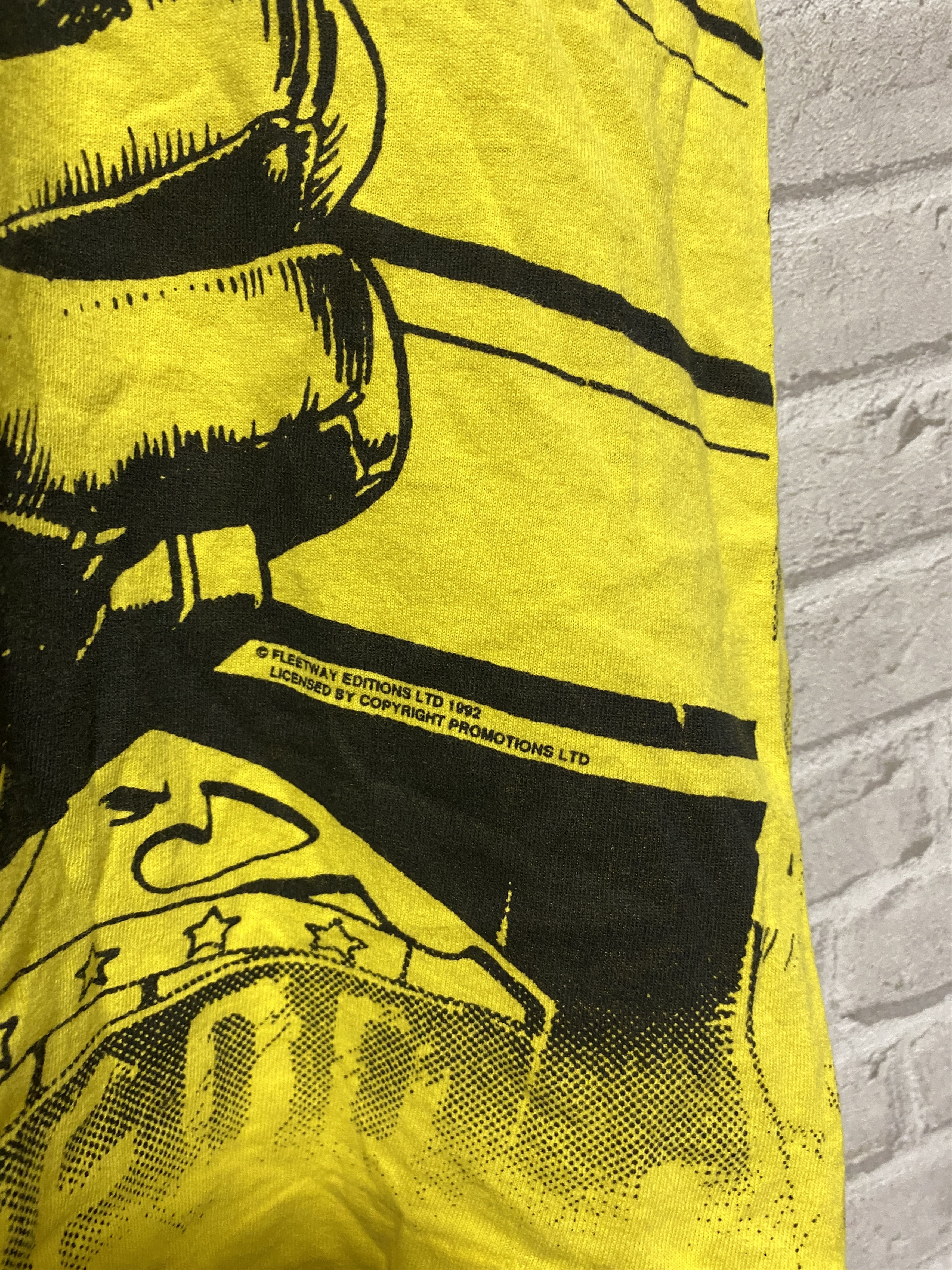 Vintage Vintage 1992 Judge Dredd Comics All Over Print T-shirt Size US M / EU 48-50 / 2 - 7 Thumbnail